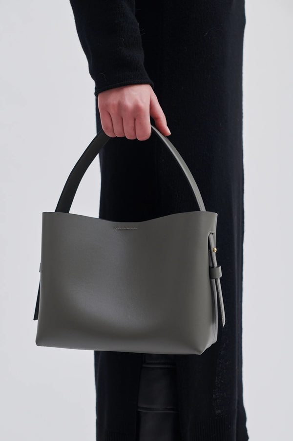 Leata Leather Bag (4097 Bungee Cord)