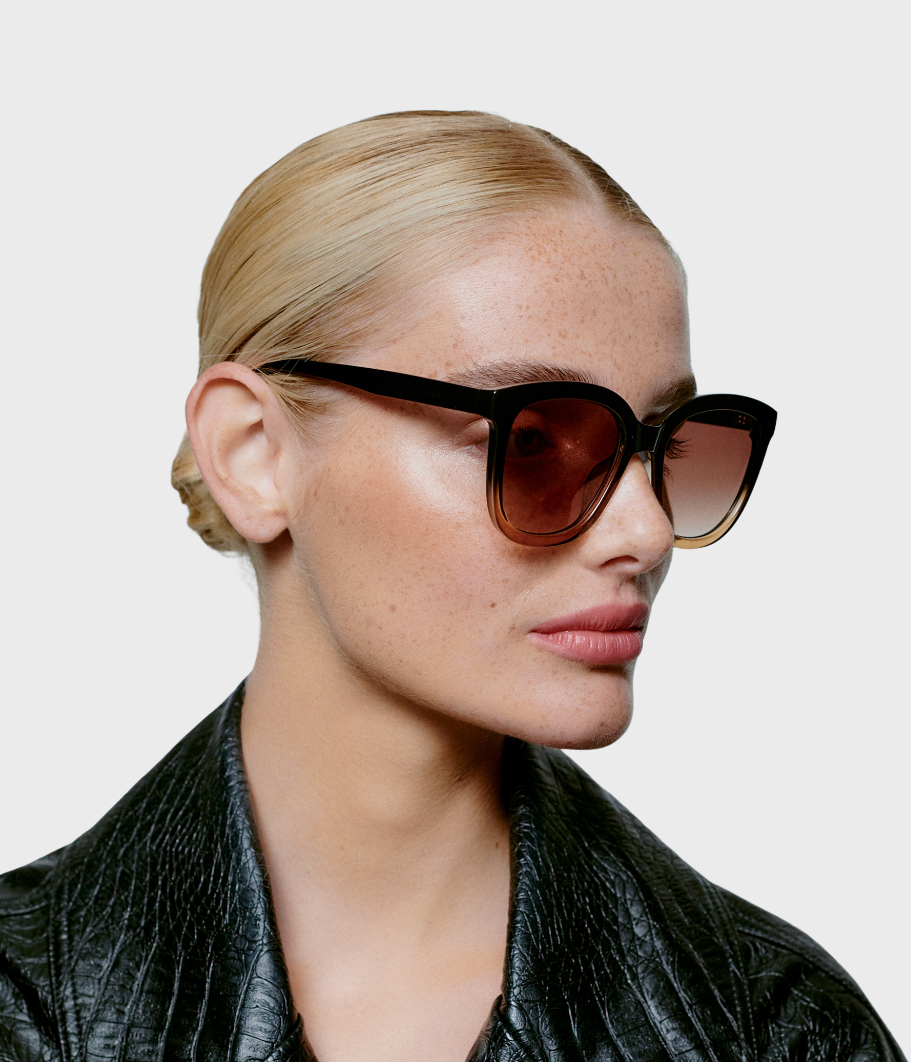 Billy (Black/Brown Transparent)