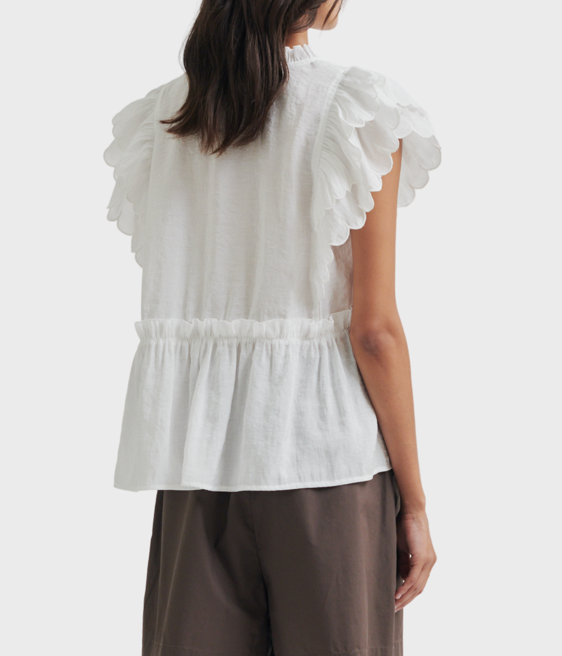 Terra Frill Top (1016 White Alyssum)
