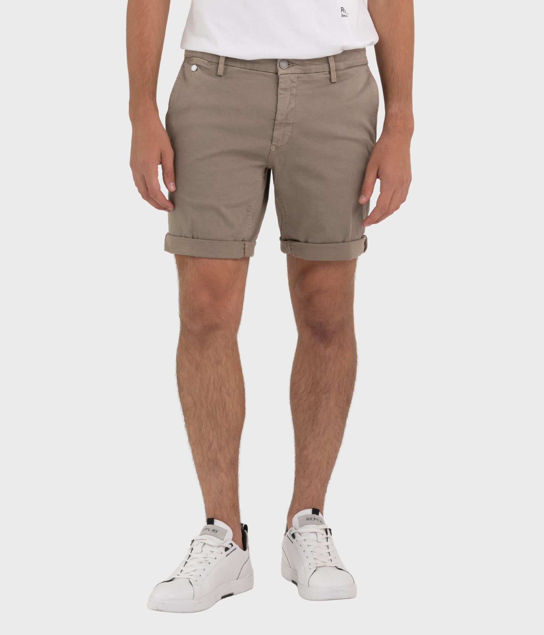 chino-shorts från Replay