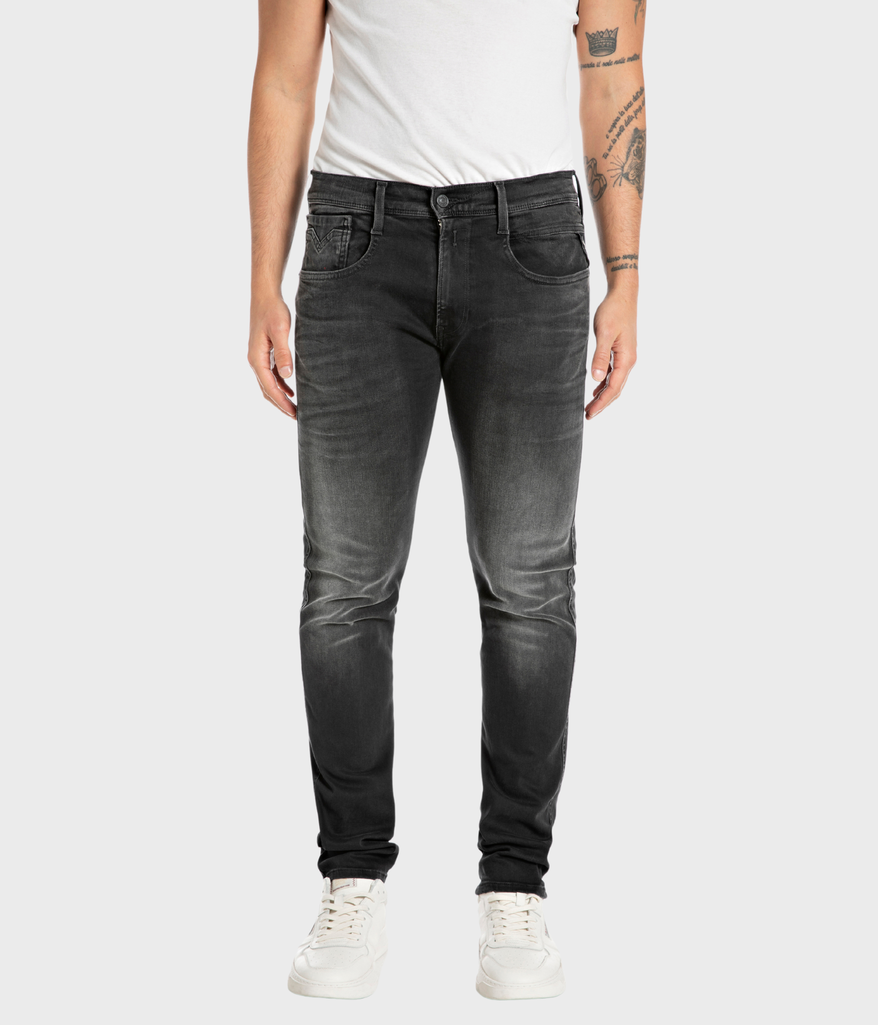 ett par jeans från Replay