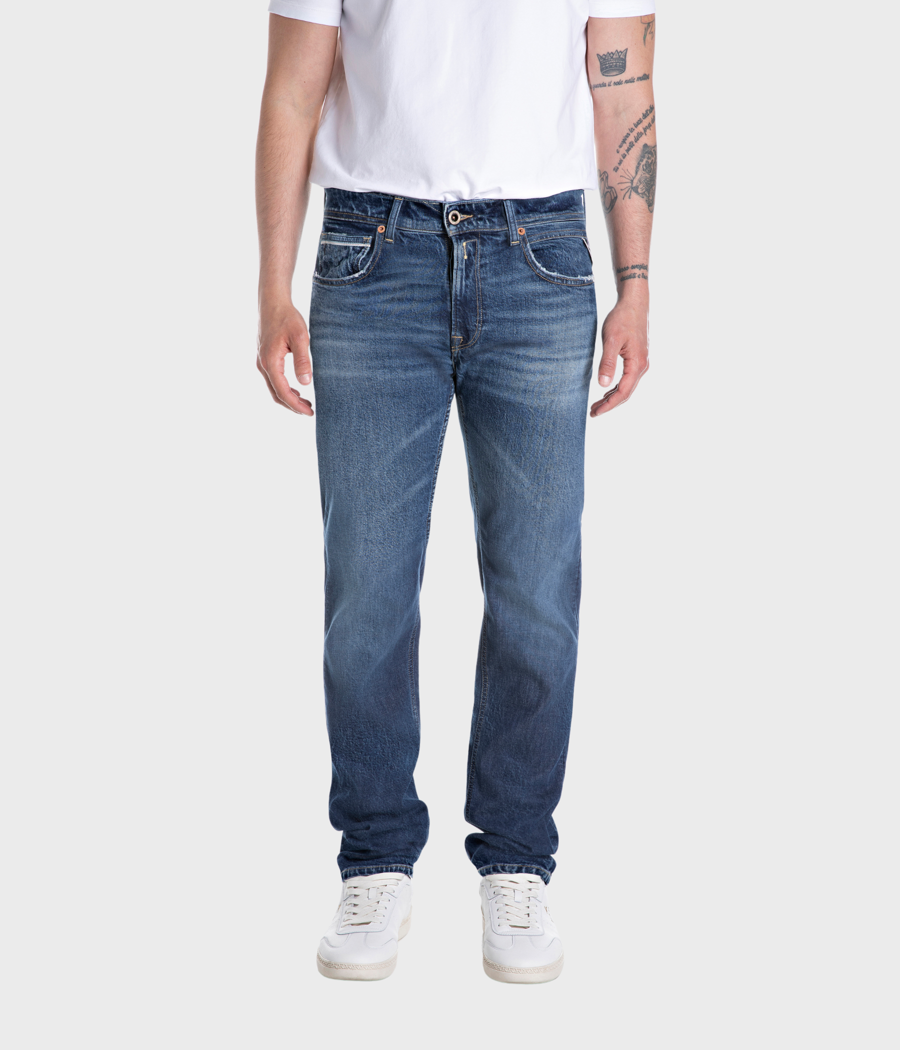 Mörkblå jeans från Replay