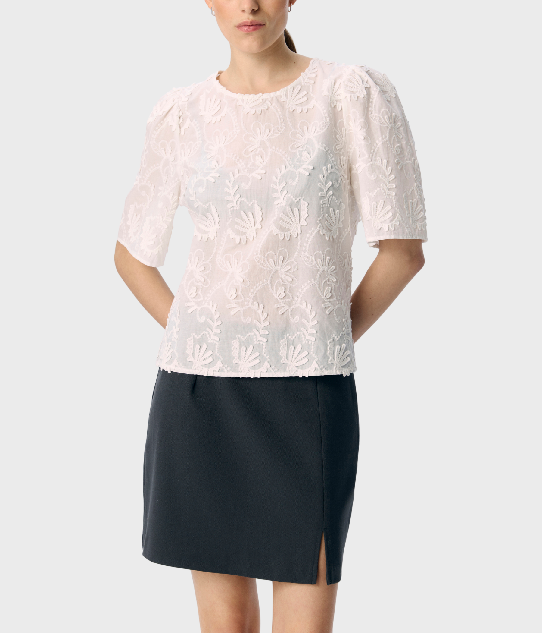 OBJMYA 2/4 RE TOP NOOS (Cloud Dancer)