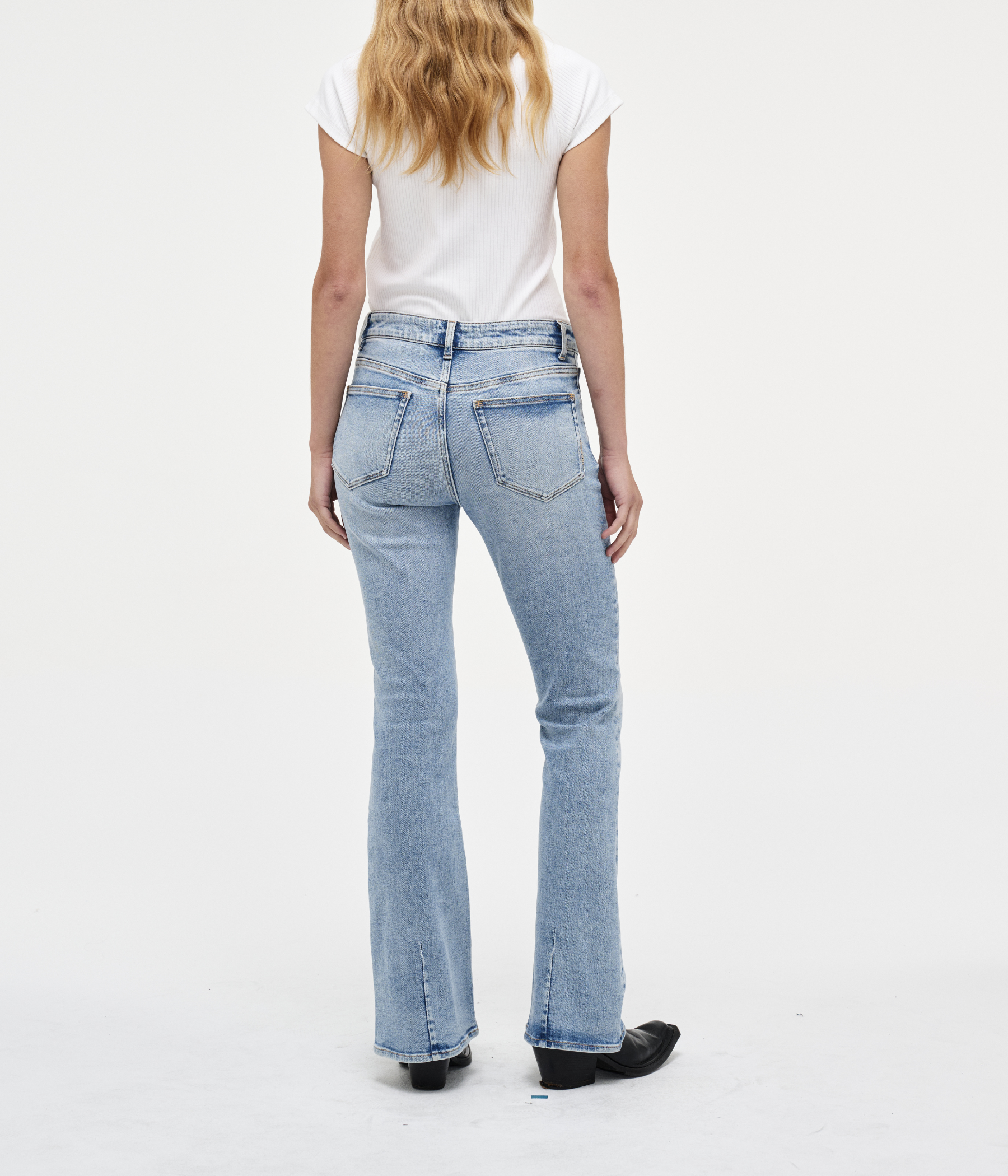 KARA BOOT THEORY (6938 LIGHT VINTAGE INDIGO)