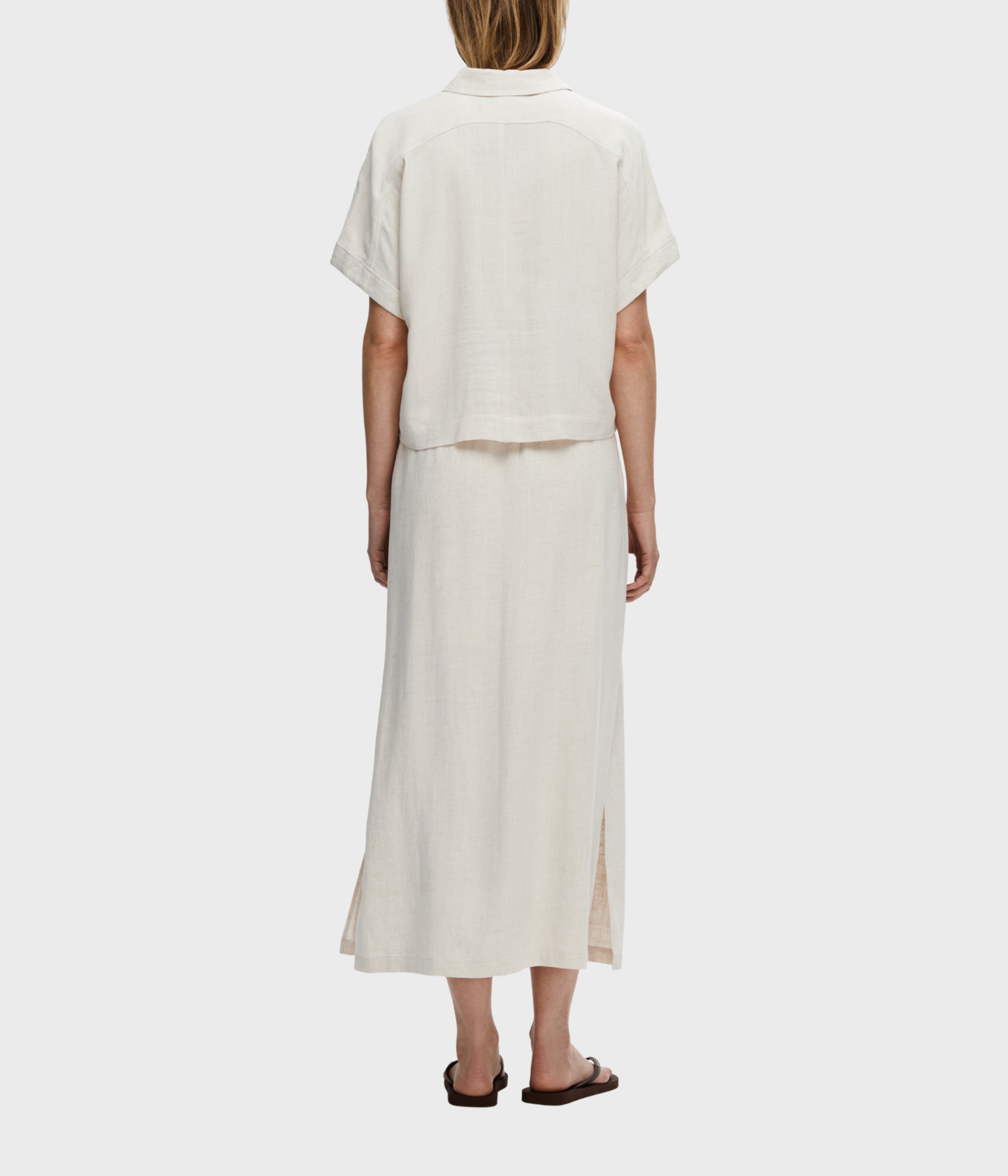 SLFVIVA SS CROPPED SHIRT NOOS. (Sandshell) - D.O. Design Only