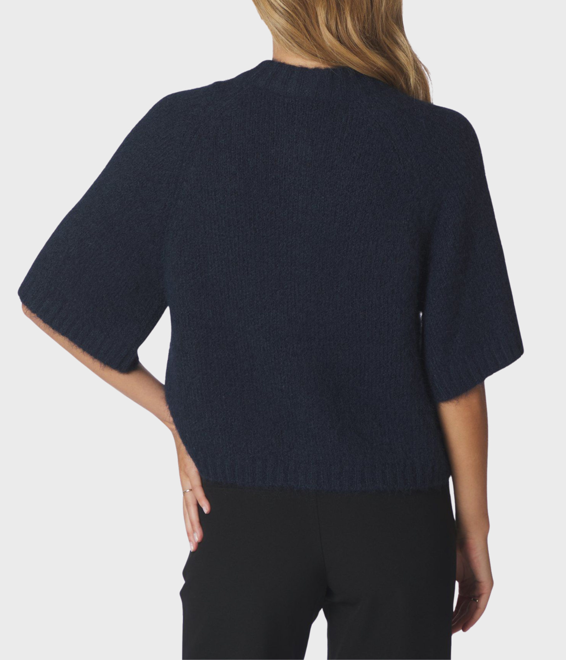 Benuta Fluffy Knit Cardigan. (Smoke Blue)