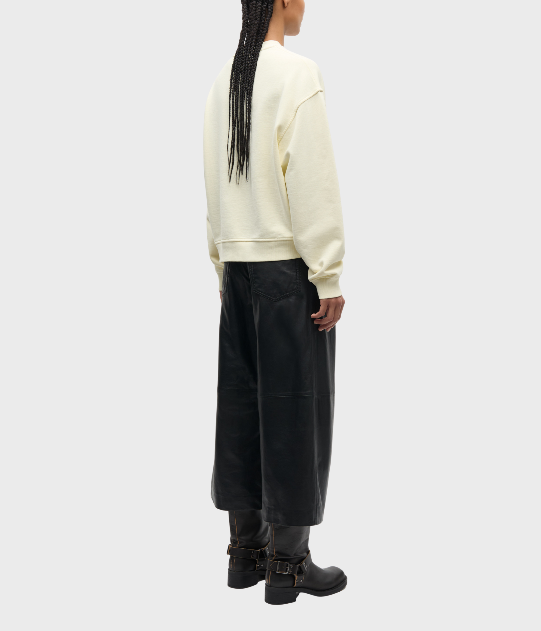 Savan Sweat 15697 (CLR002544 Ethereal Green pigment)