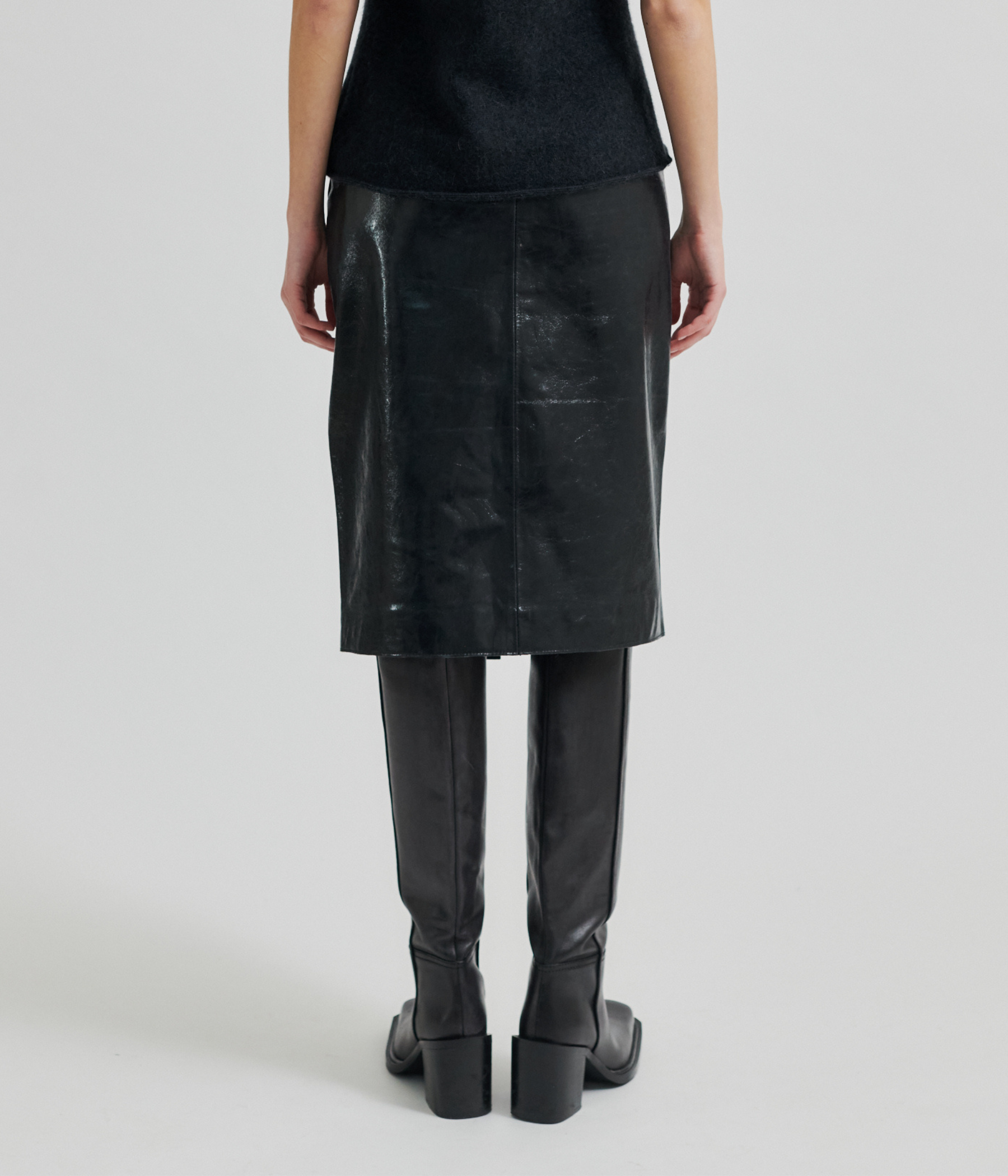 Queens Leather Skirt (5994 Night Sky)