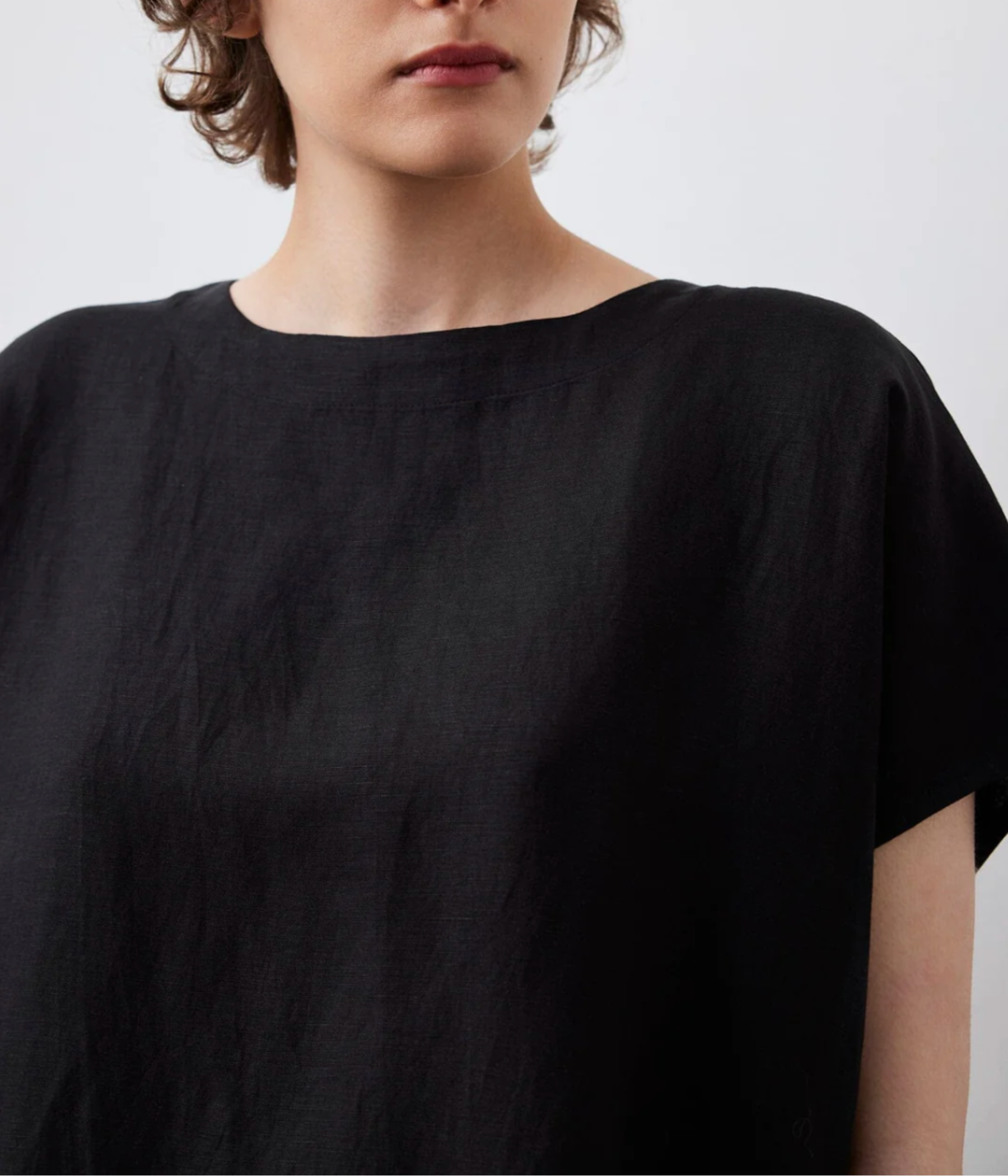 Ebelle T-Shirt (Black)