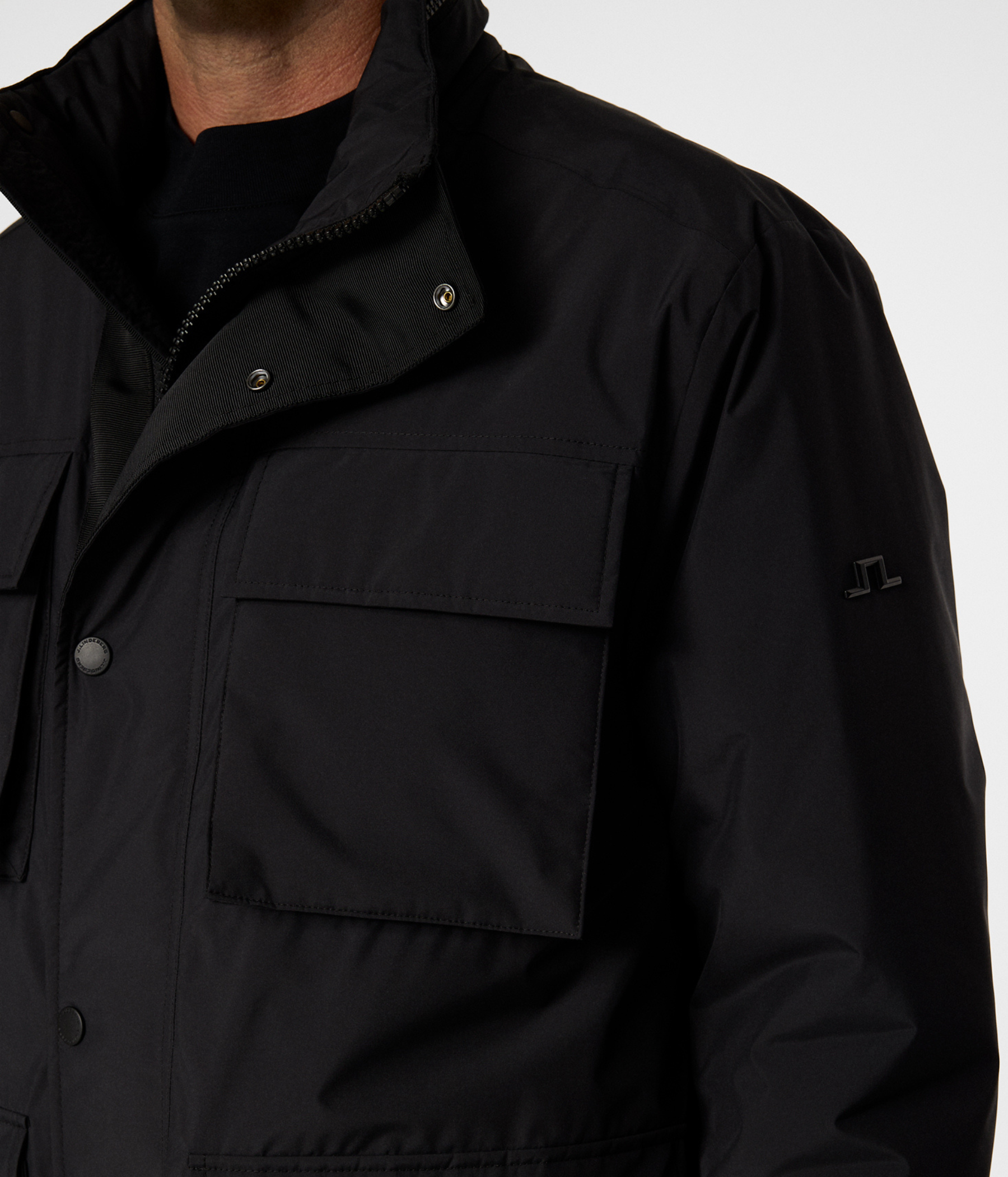 Aiden 2L Padded Jacket. (9999 Black)