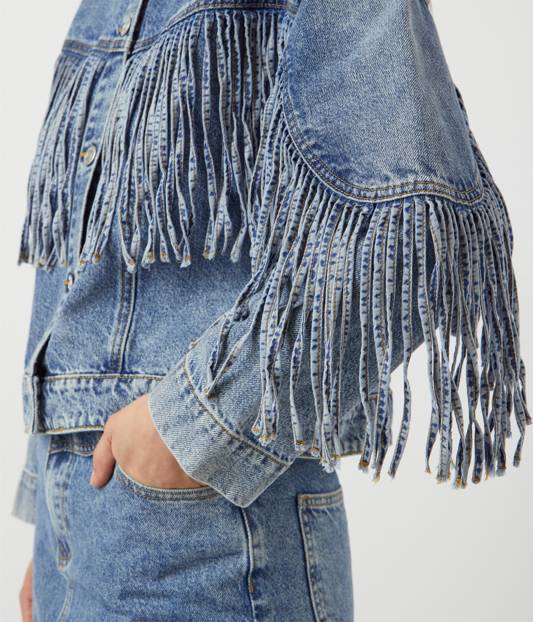 YASAIKO LS DENIM FRINGE JACKET - D2D (Medium Blue Denim)