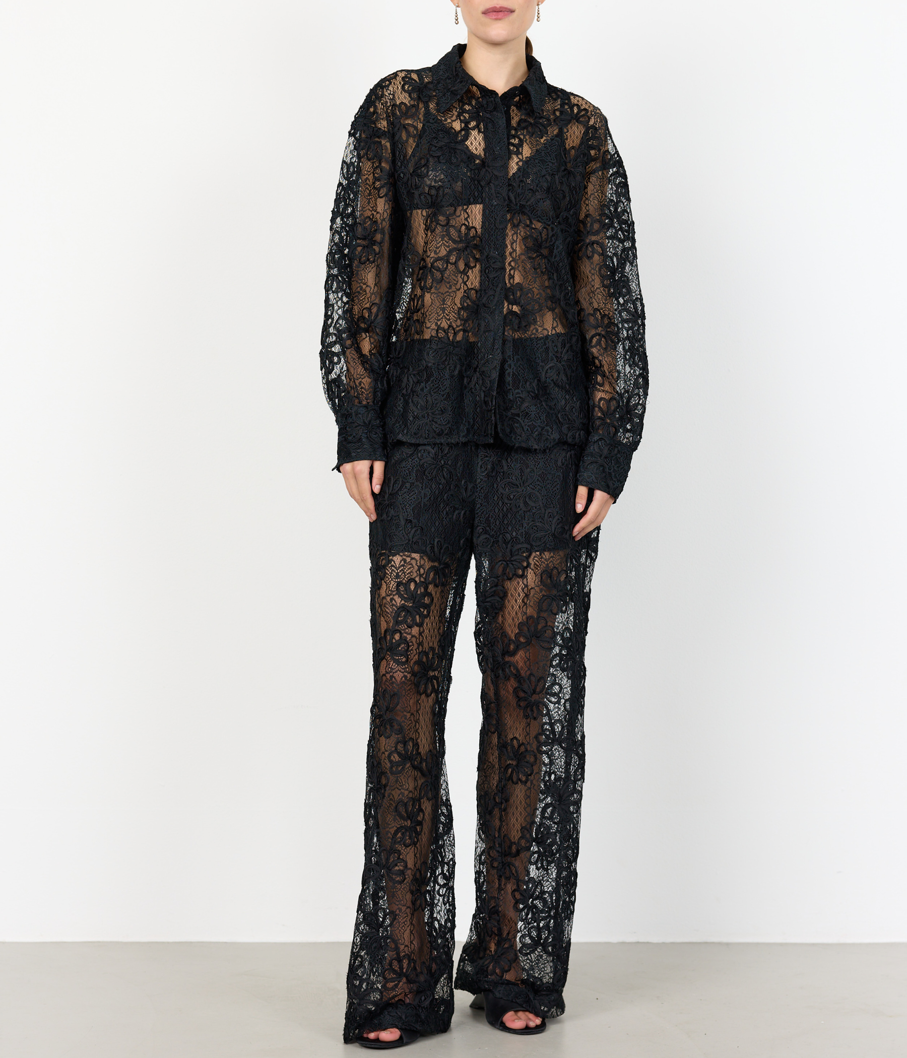 LR-OLERA 3. (L999 - BLACK)