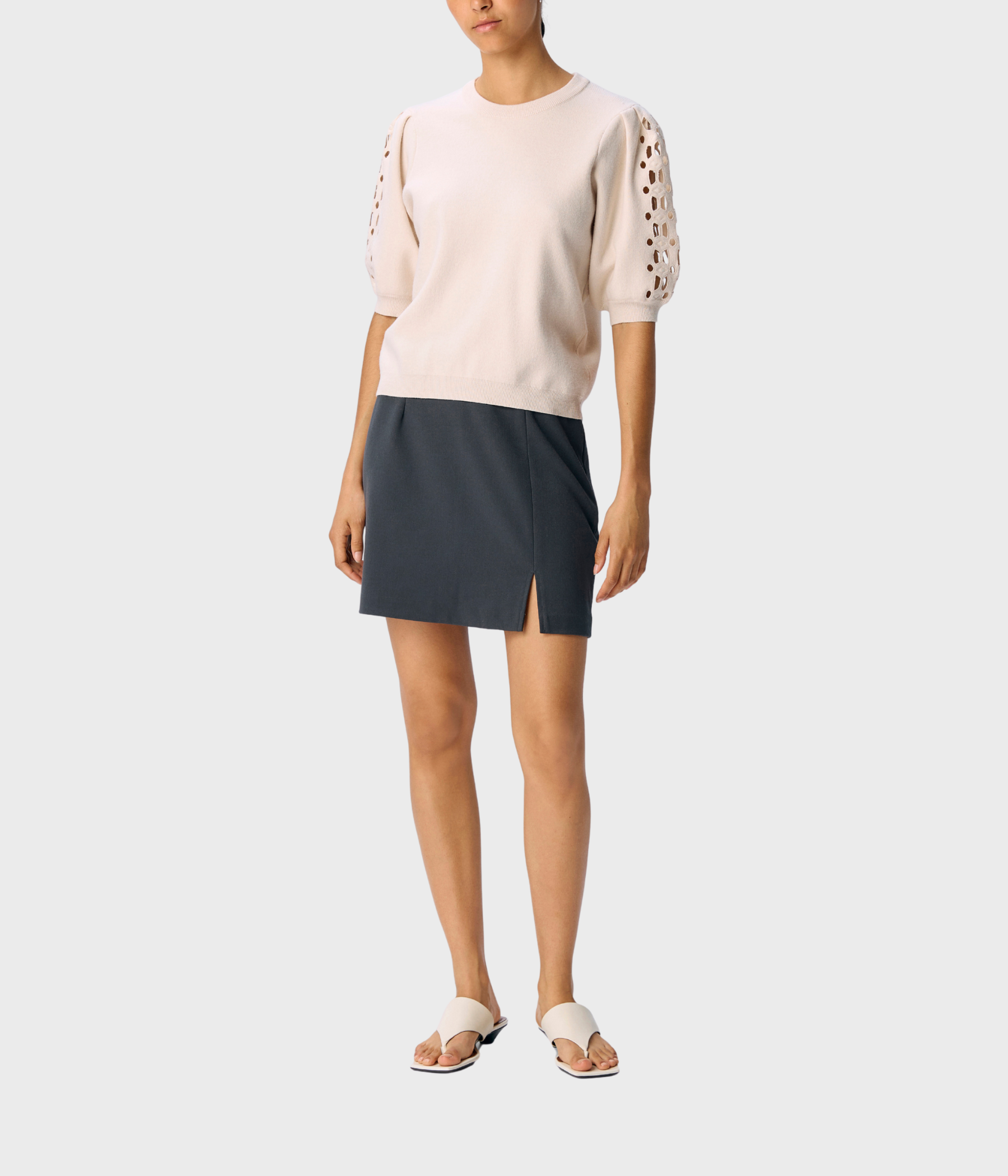 OBJYUKI S/S RE KNIT PULLOVER NOOS (White Sand)