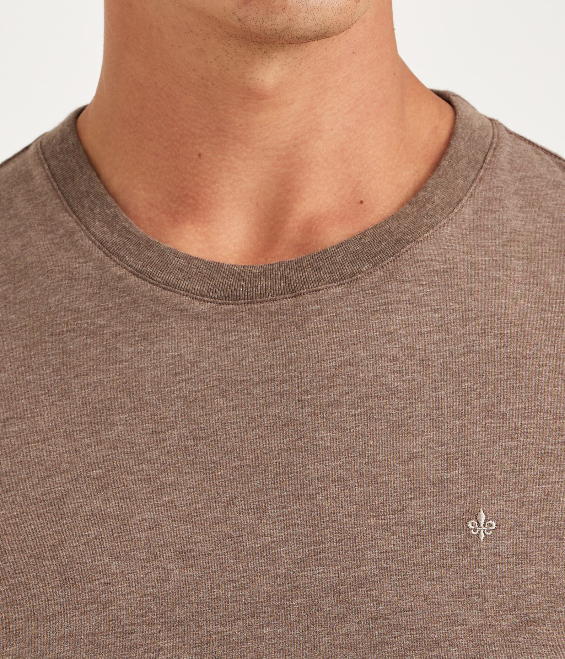 James Tee. (82 Brown)