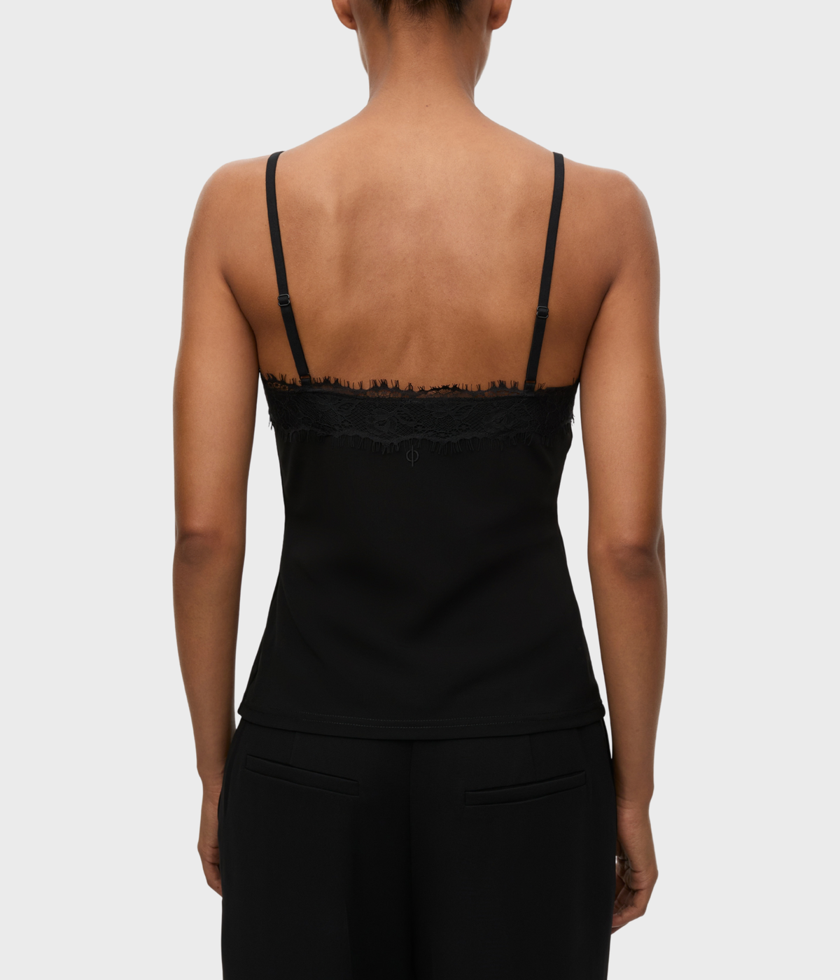 Salolea Slip Top 16113 (Black)