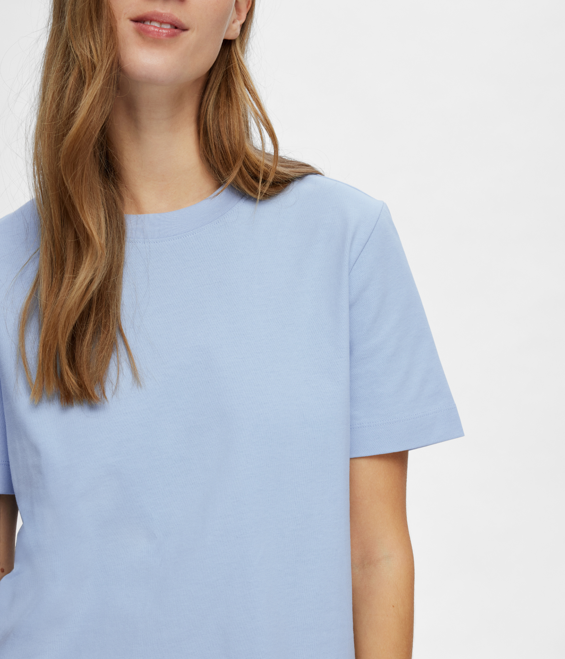 SLFESSENTIAL SS BOXY TEE NOOS. (CASHMERE BLUE)