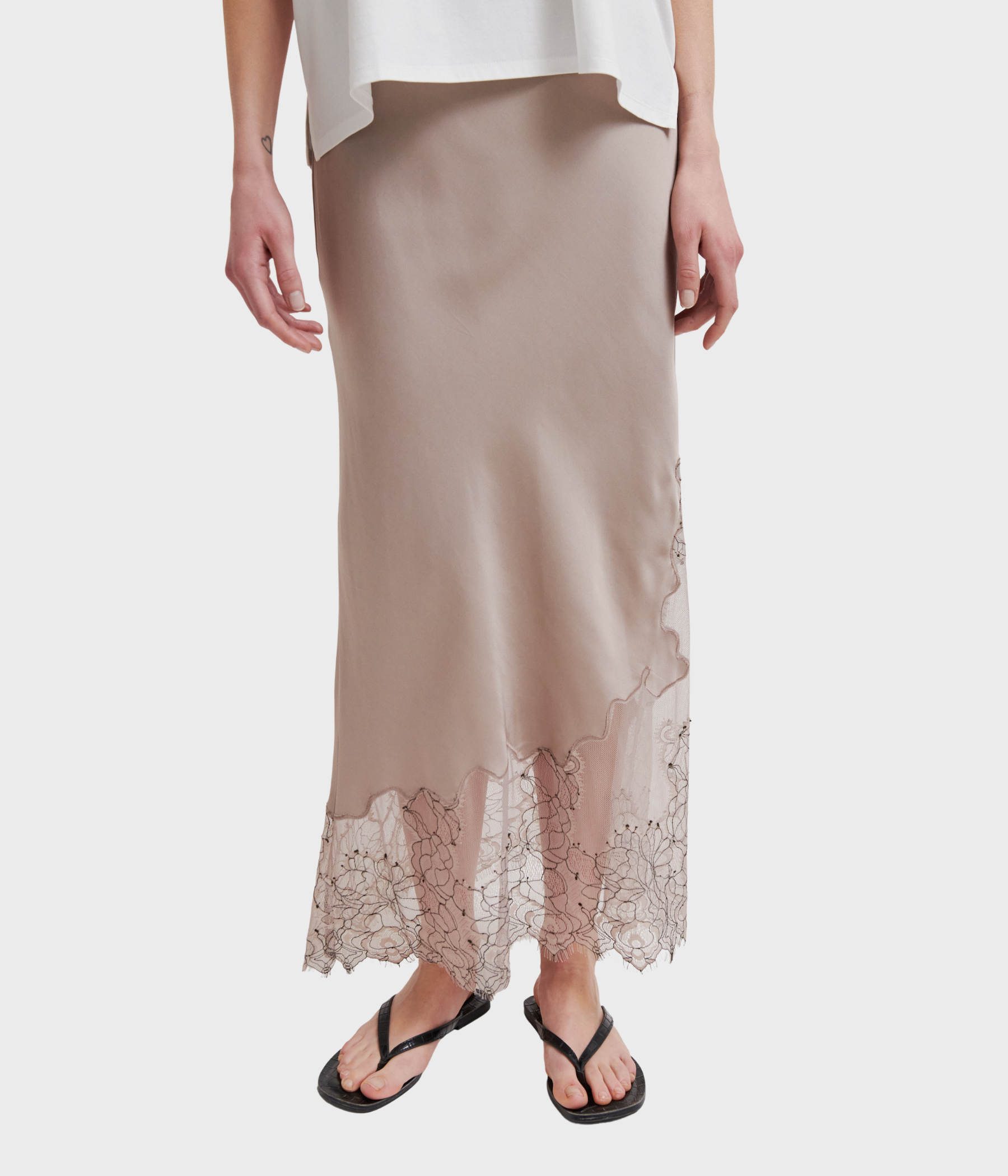 Wila Skirt (1047 Plaza Taupe)