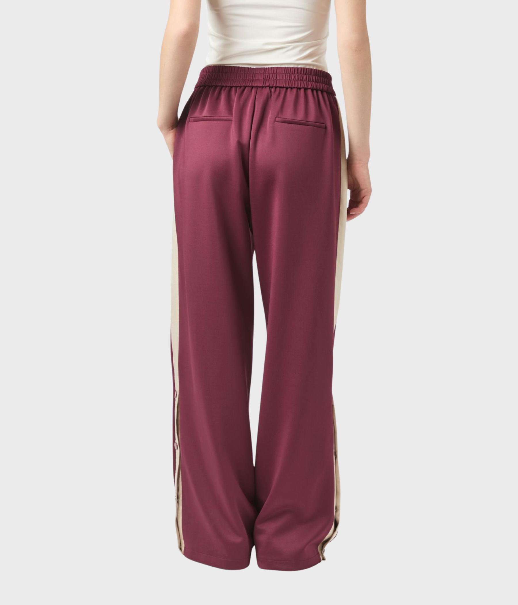 Puggy Track Suit Pants. (162 Bordeaux)