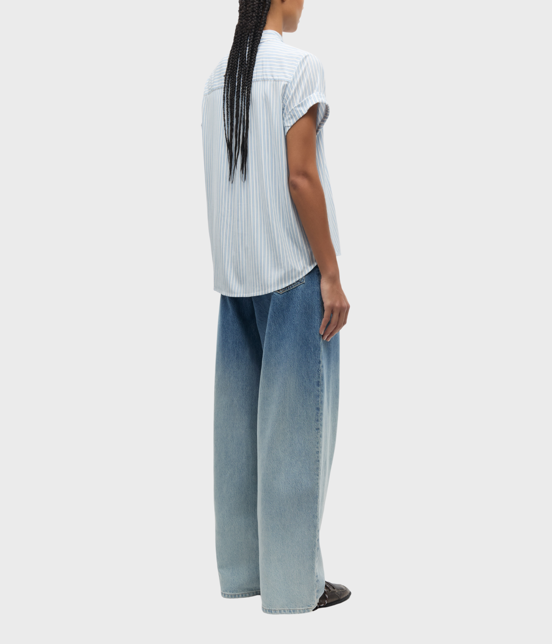 Majan Ss Shirt 9942. (CLR002525 Gray Dawn Small St.)