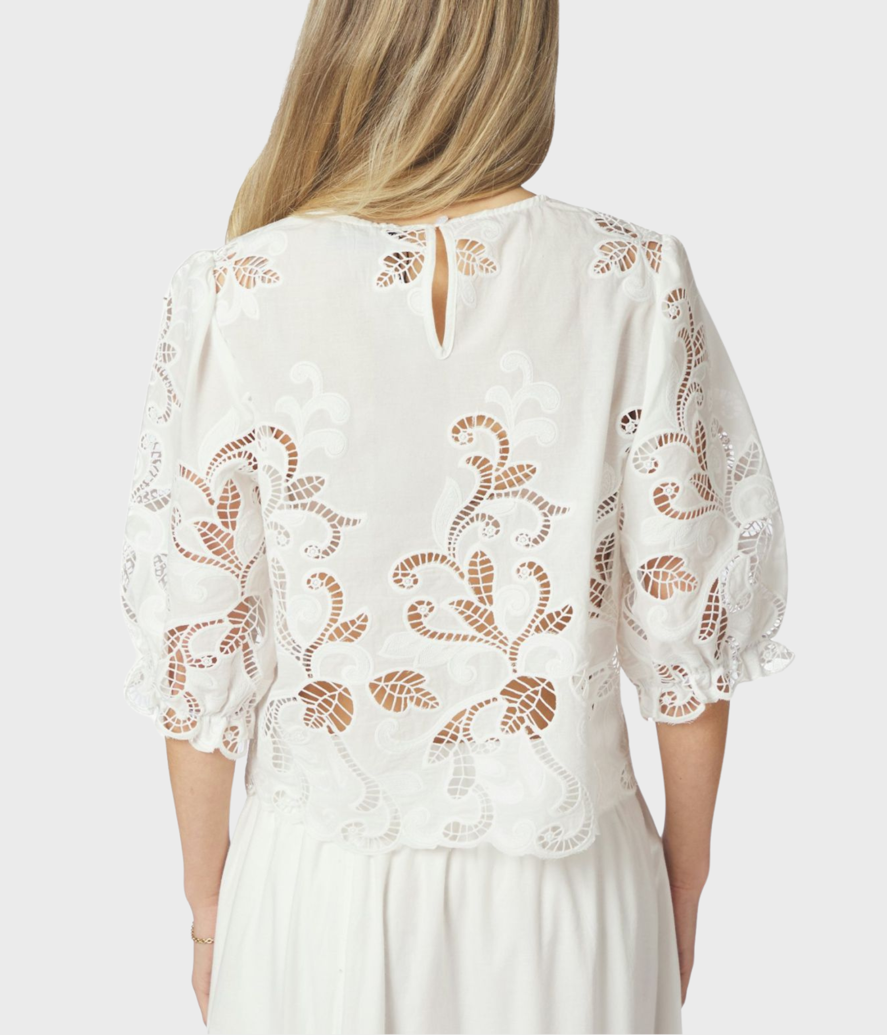 Fia Embroidery Blouse (120 White)