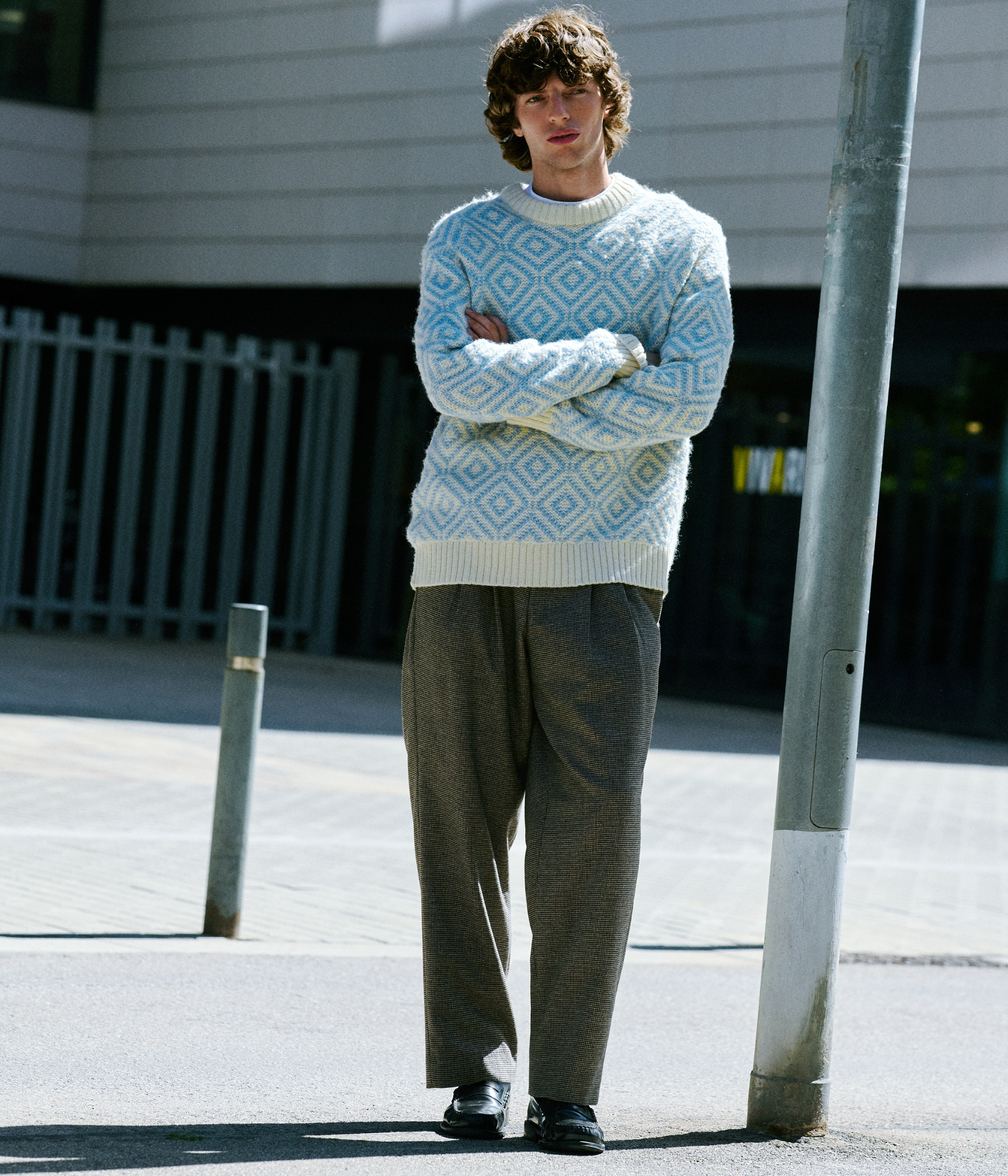 SLHREMI LS KNIT RELAXED CREW NECK. (Egret Pattern:Blue Fog)