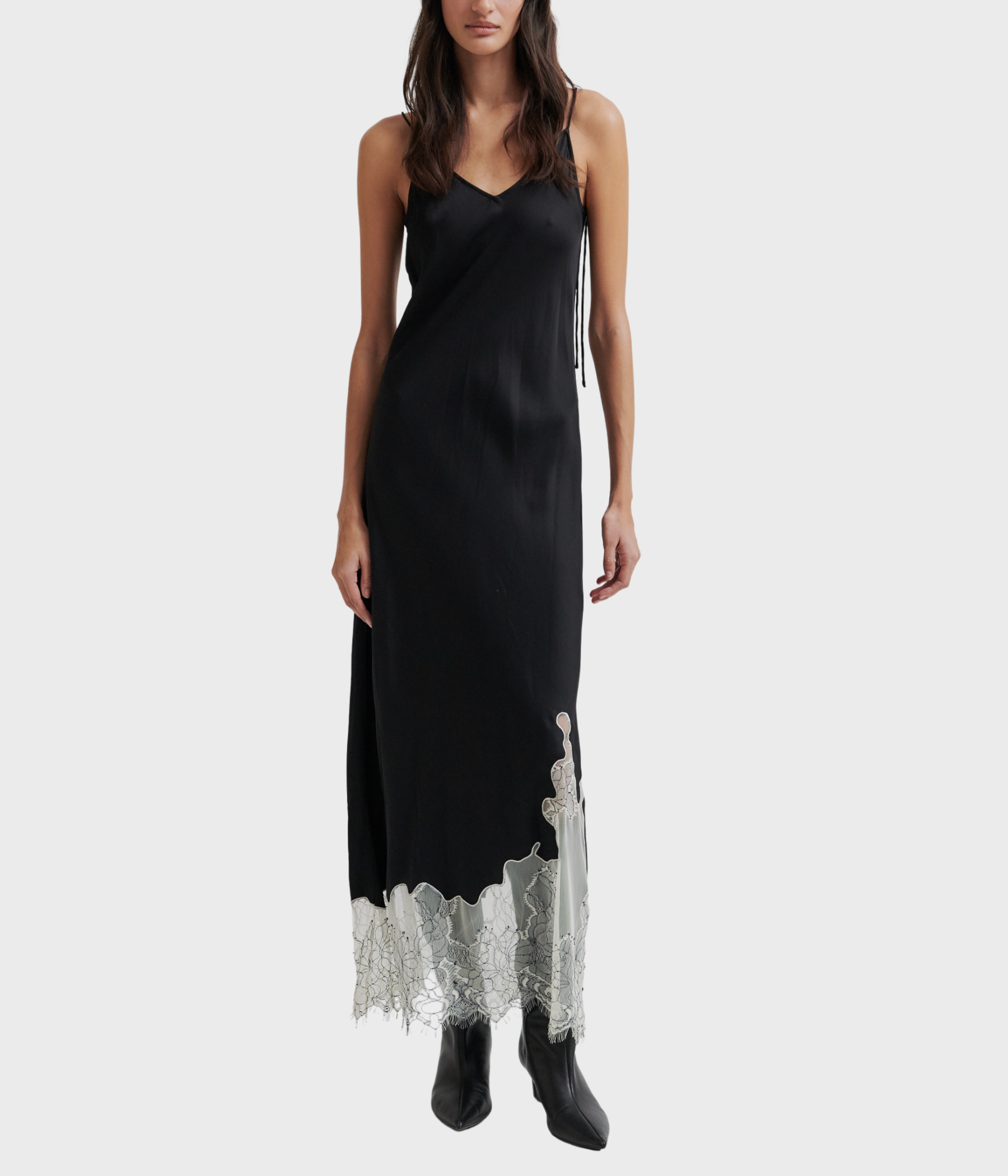Wila Strap Dress (8001 Black)