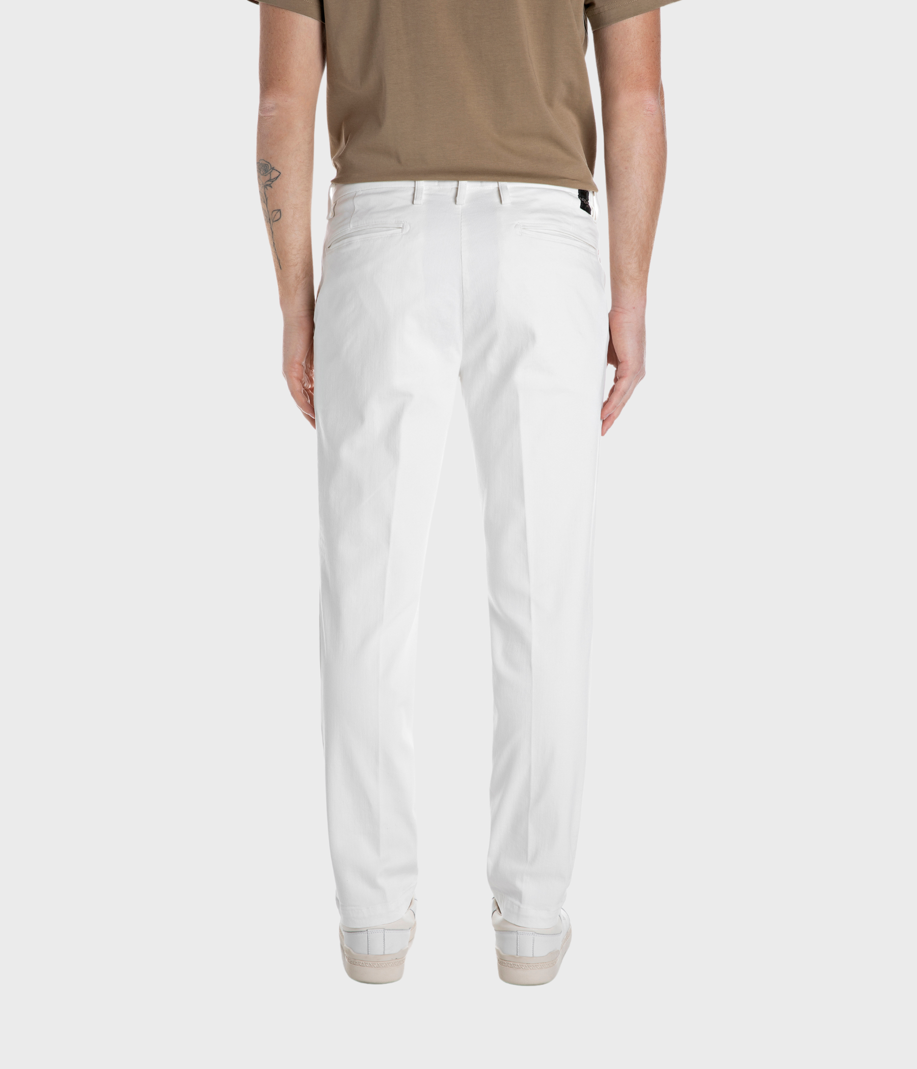 Trousers BENNI Hyperchino Color Xlite. (011 NATURAL WHITE Stonewashed)