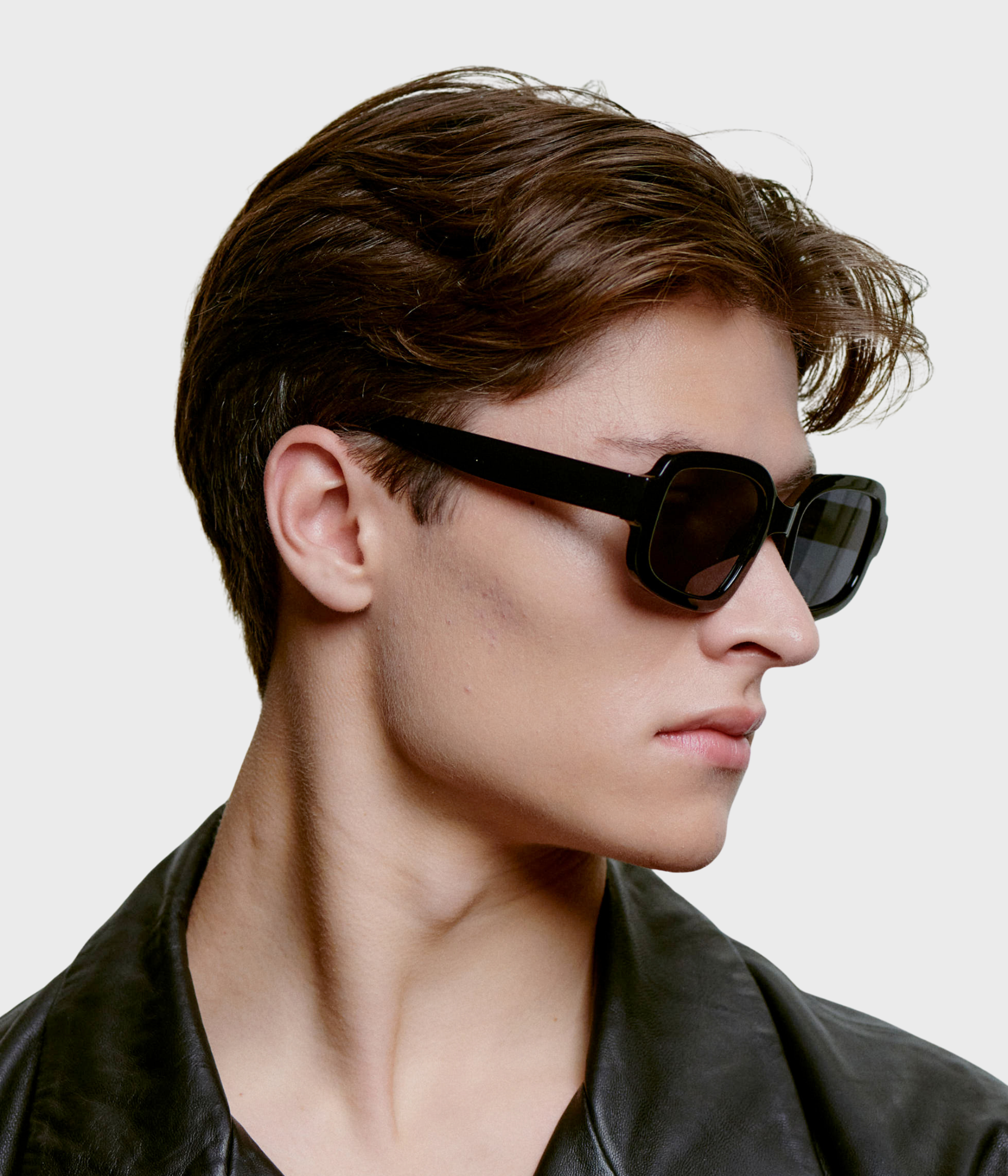 Pluto (Black) - D.O. Design Only