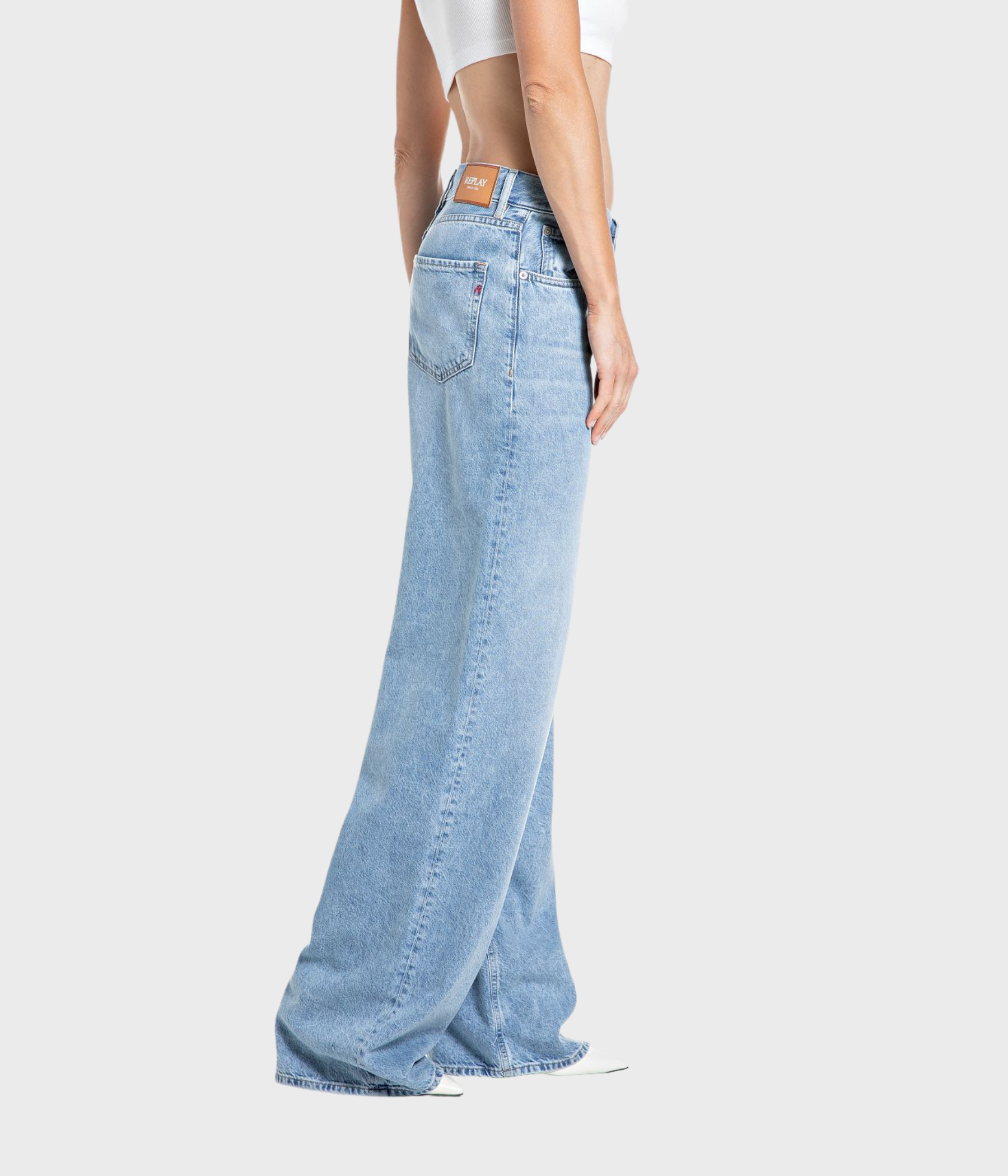 CARY (010 LIGHT BLUE Light tone stone wash) - D.O. Design Only