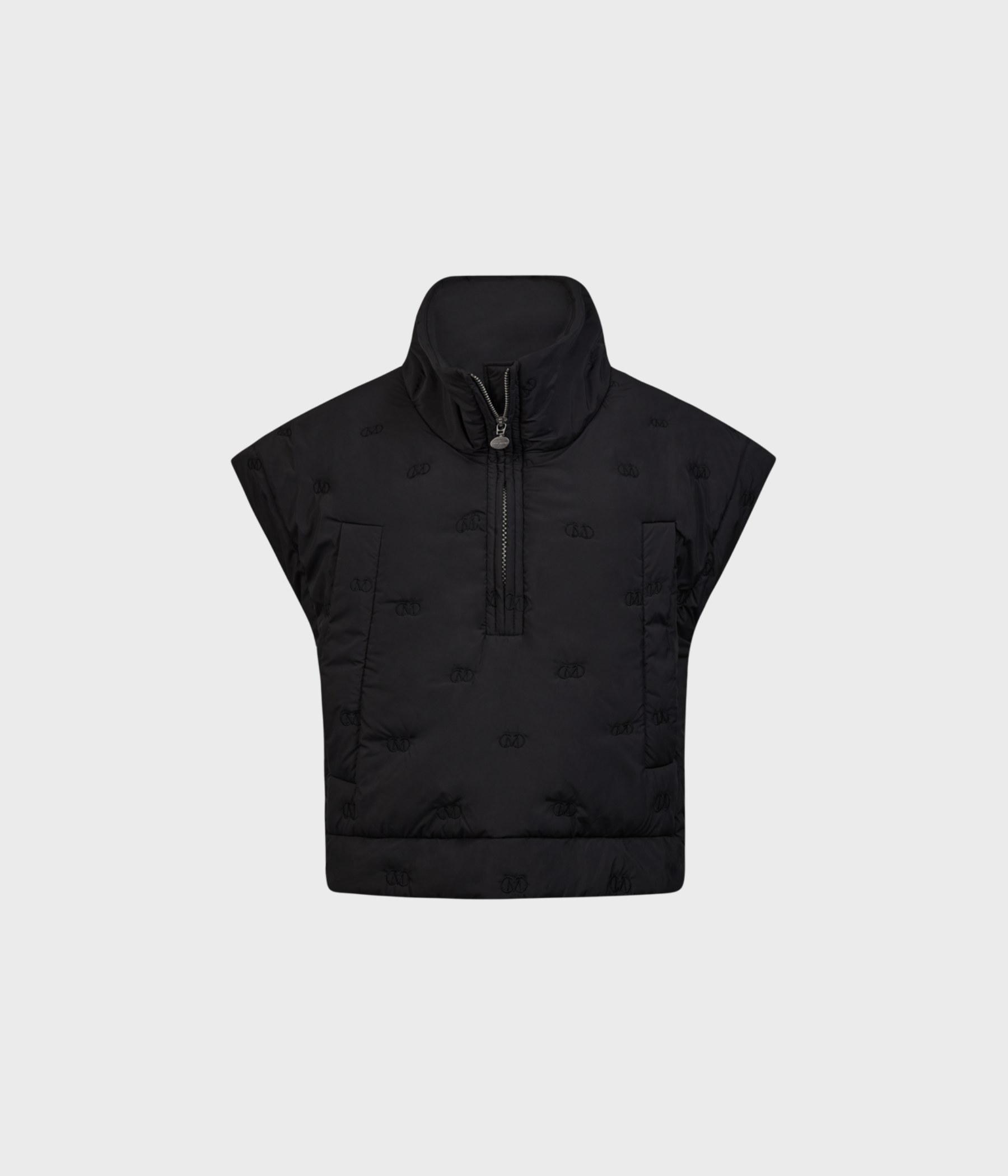 Cmnetti-Cape (1000Black)