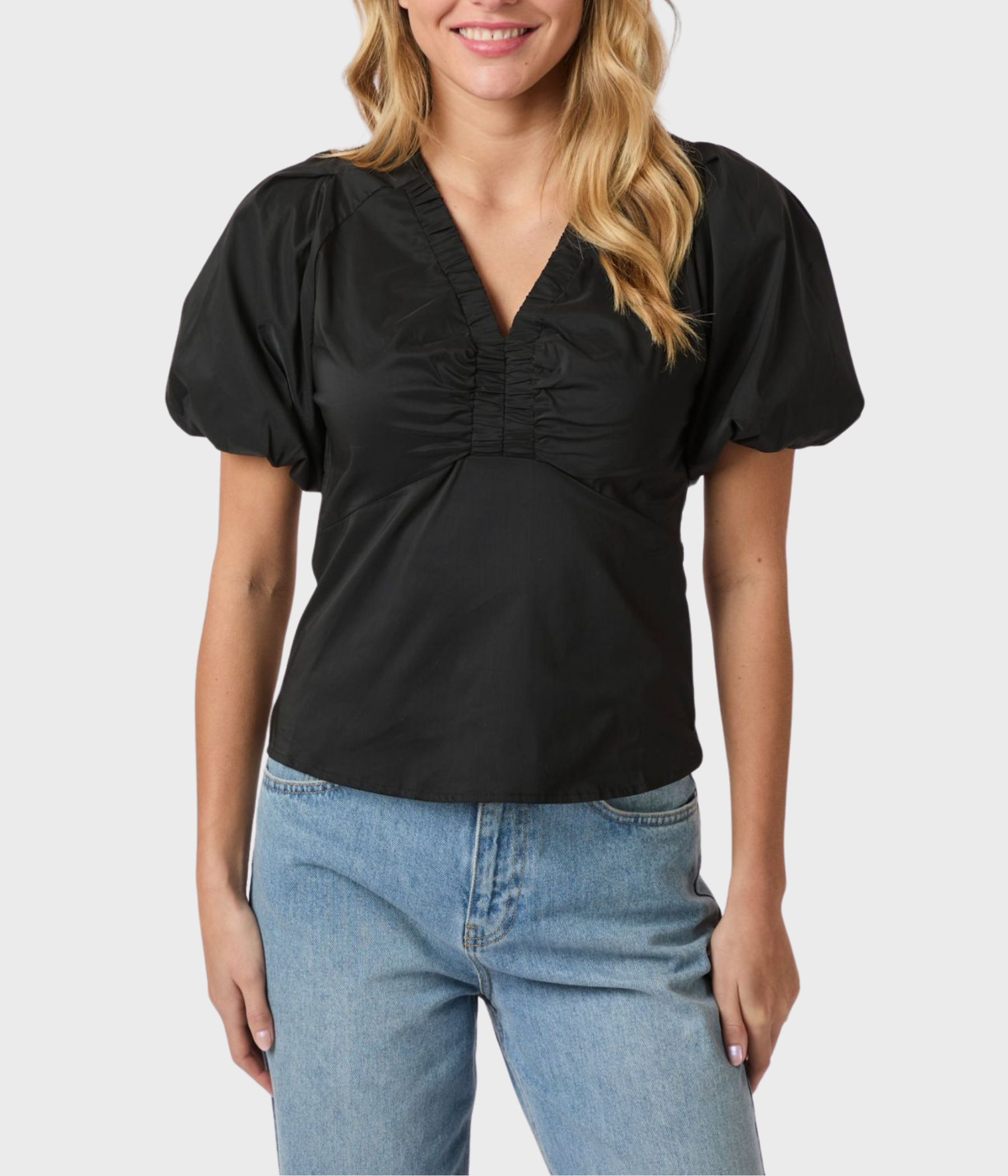 Irina Poplin Blouse. (100 Black)