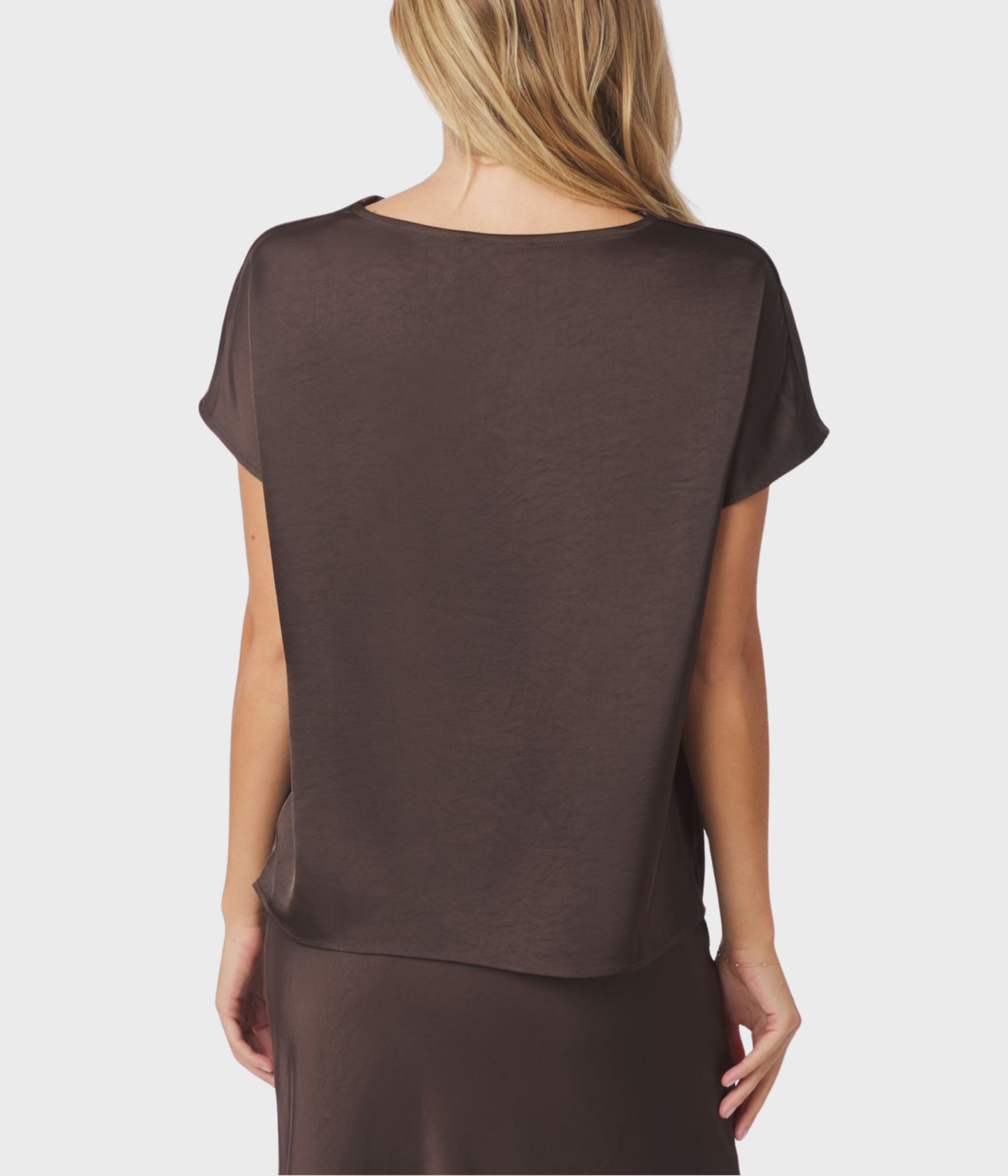 Annabeth Heavy Sateen Tee. (DARK BROWN)