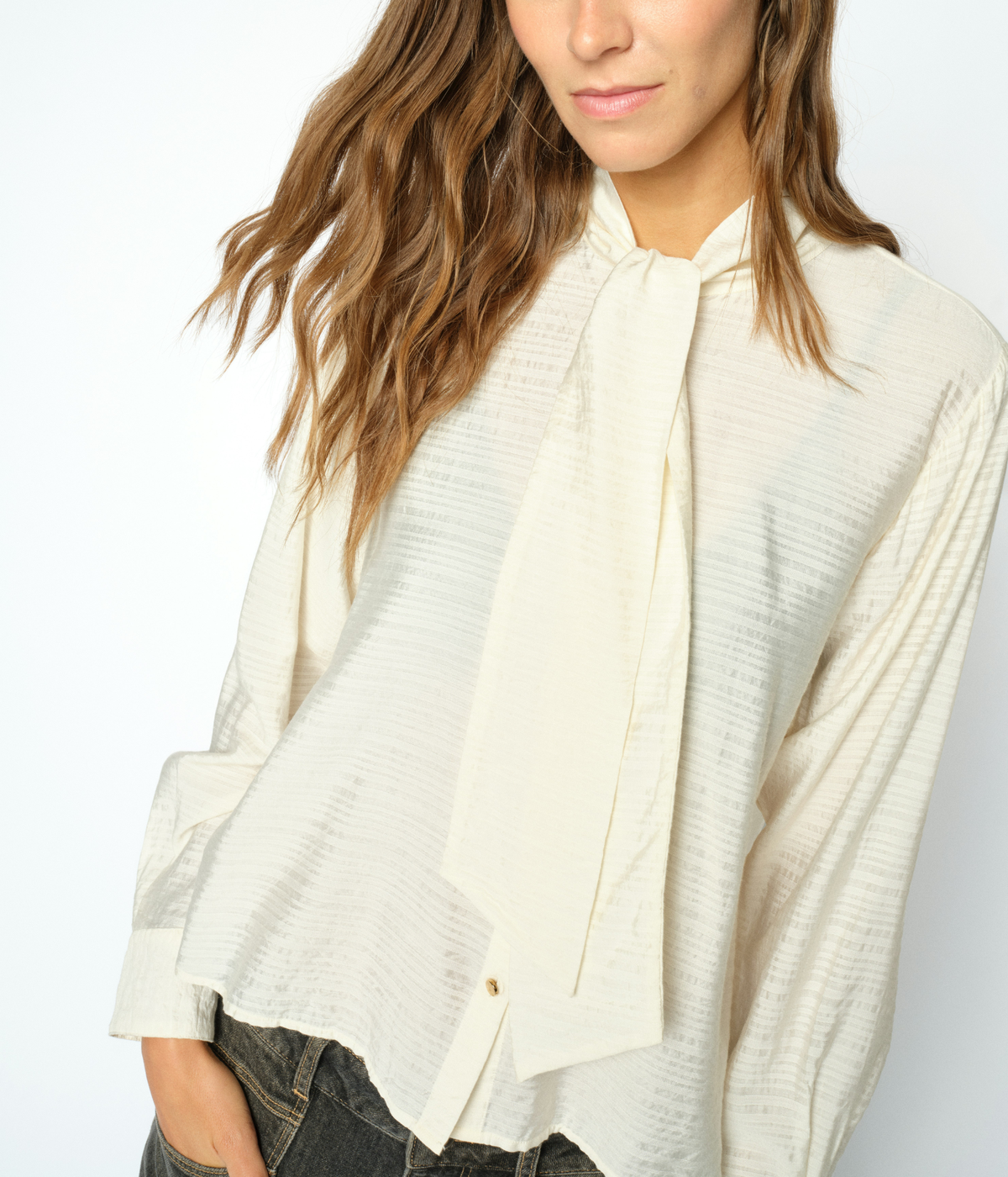 Mmsaba Tie Shirt (180 Ecru)