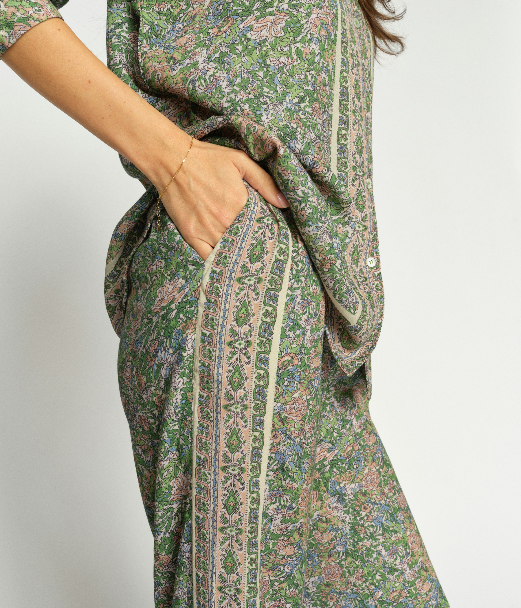 Mmbala Flowish Orchid Pant (846 Turf Green)