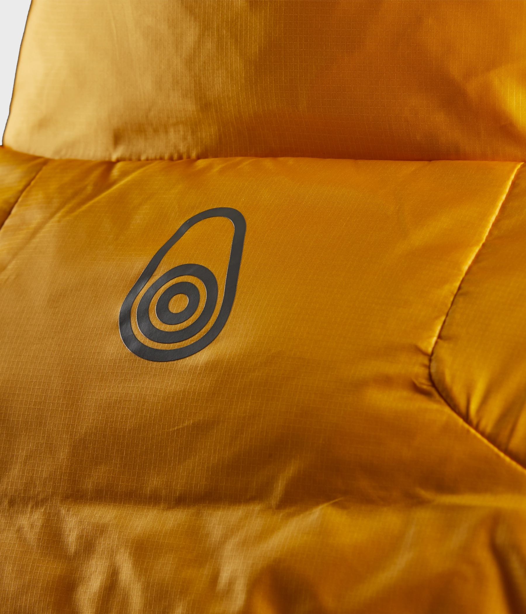 SPRAY DOWN VEST. (358 SUNSET ORANGE)