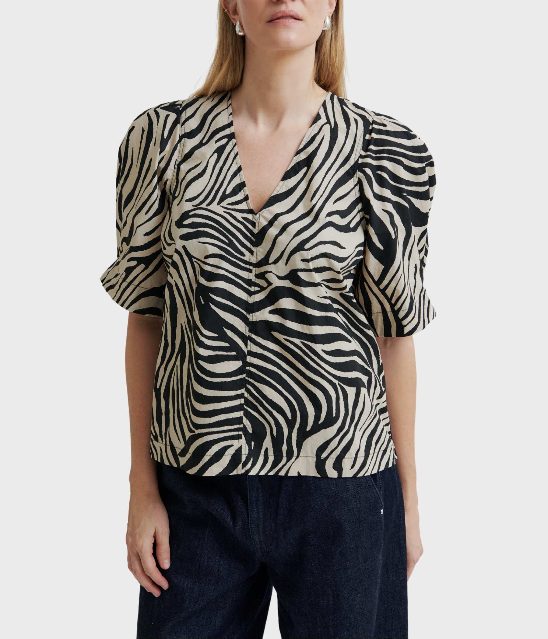 Pranni Blouse (8001 Black)