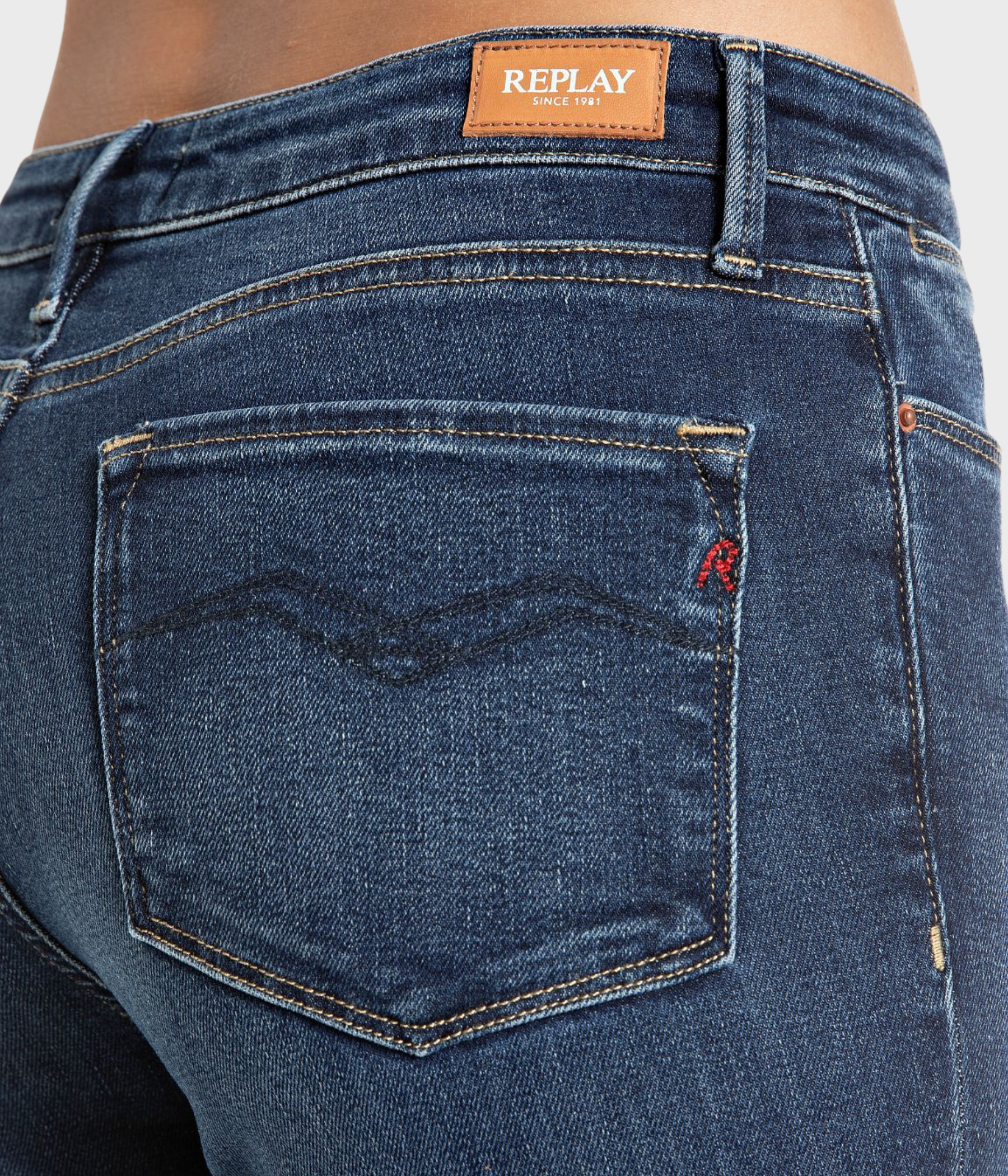 Zolie (C007 DARK BLUE dark enzymatic stone wash)