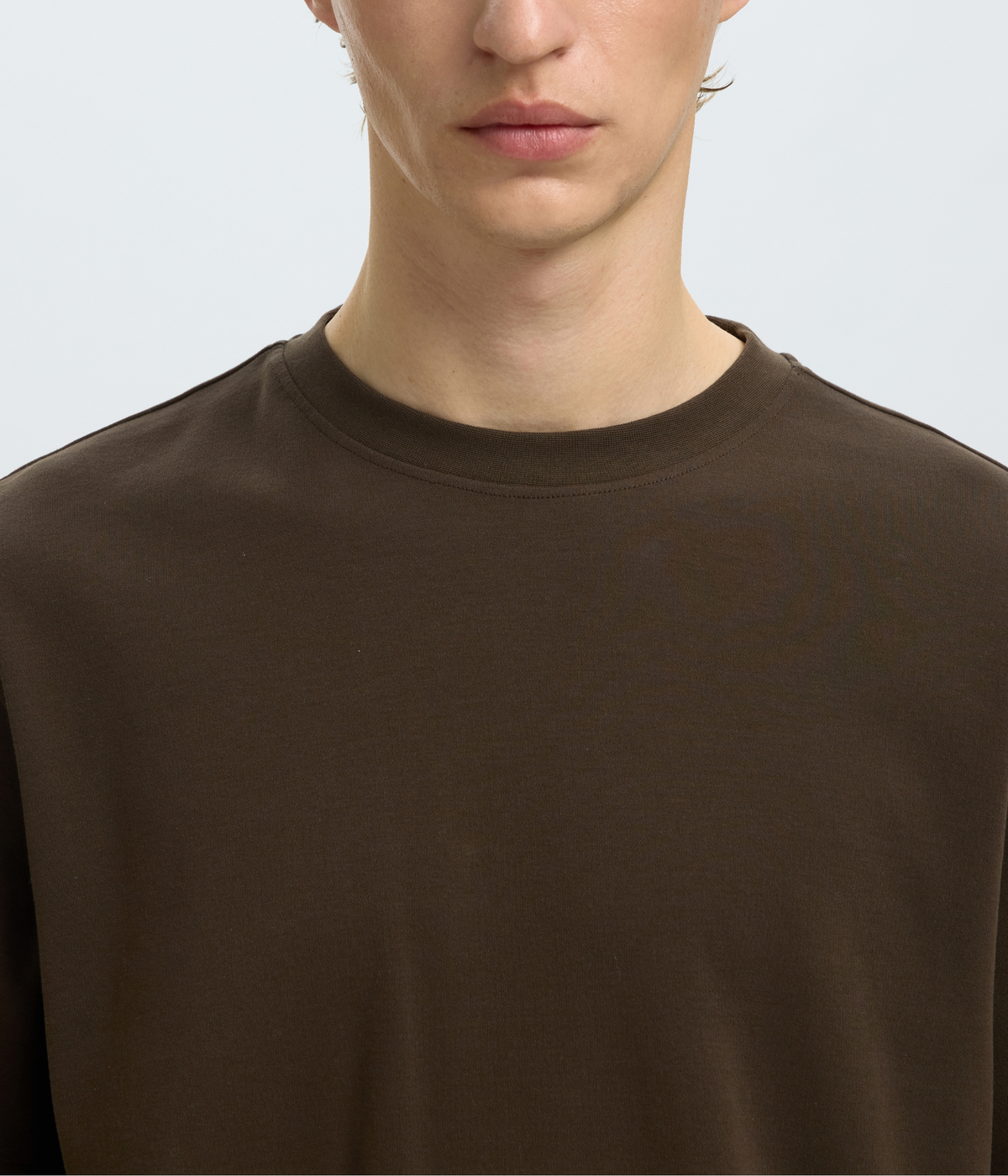 Slmtaj Mid Wgt Peach Ss O-Neck Tee Noos (Turkish Coffee)
