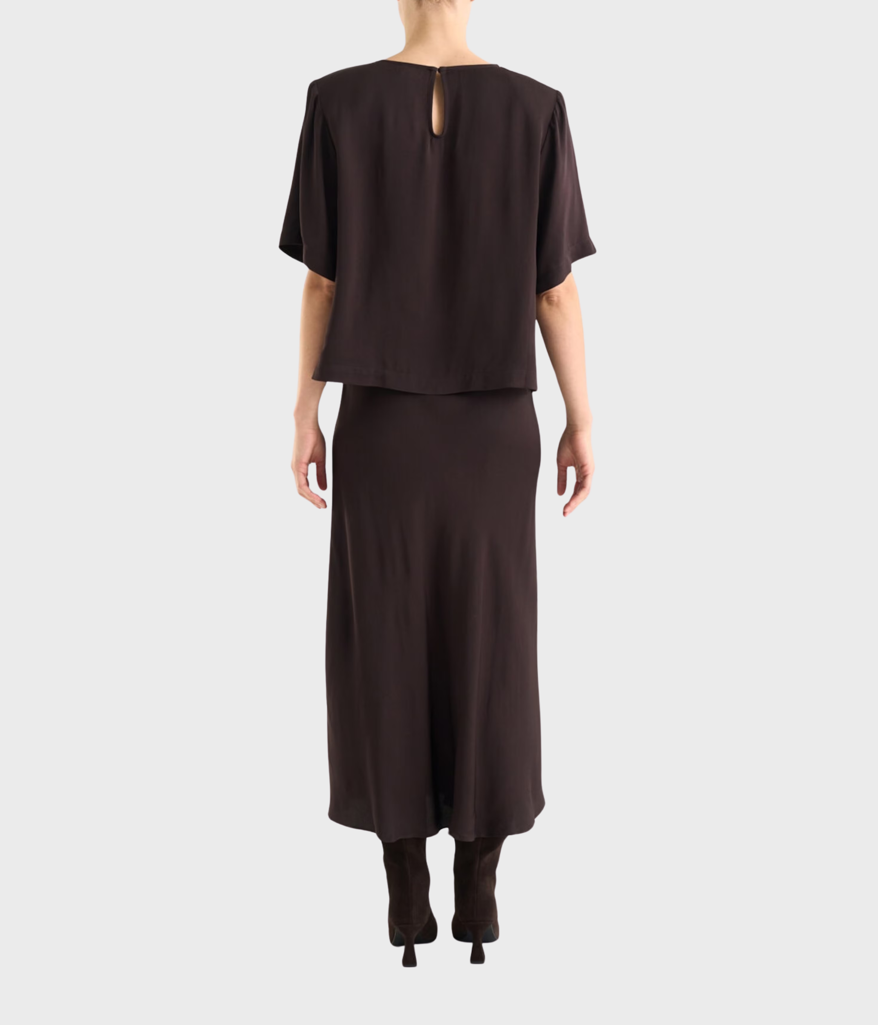 Tyne Satin Skirt (MOCHA BROWN)