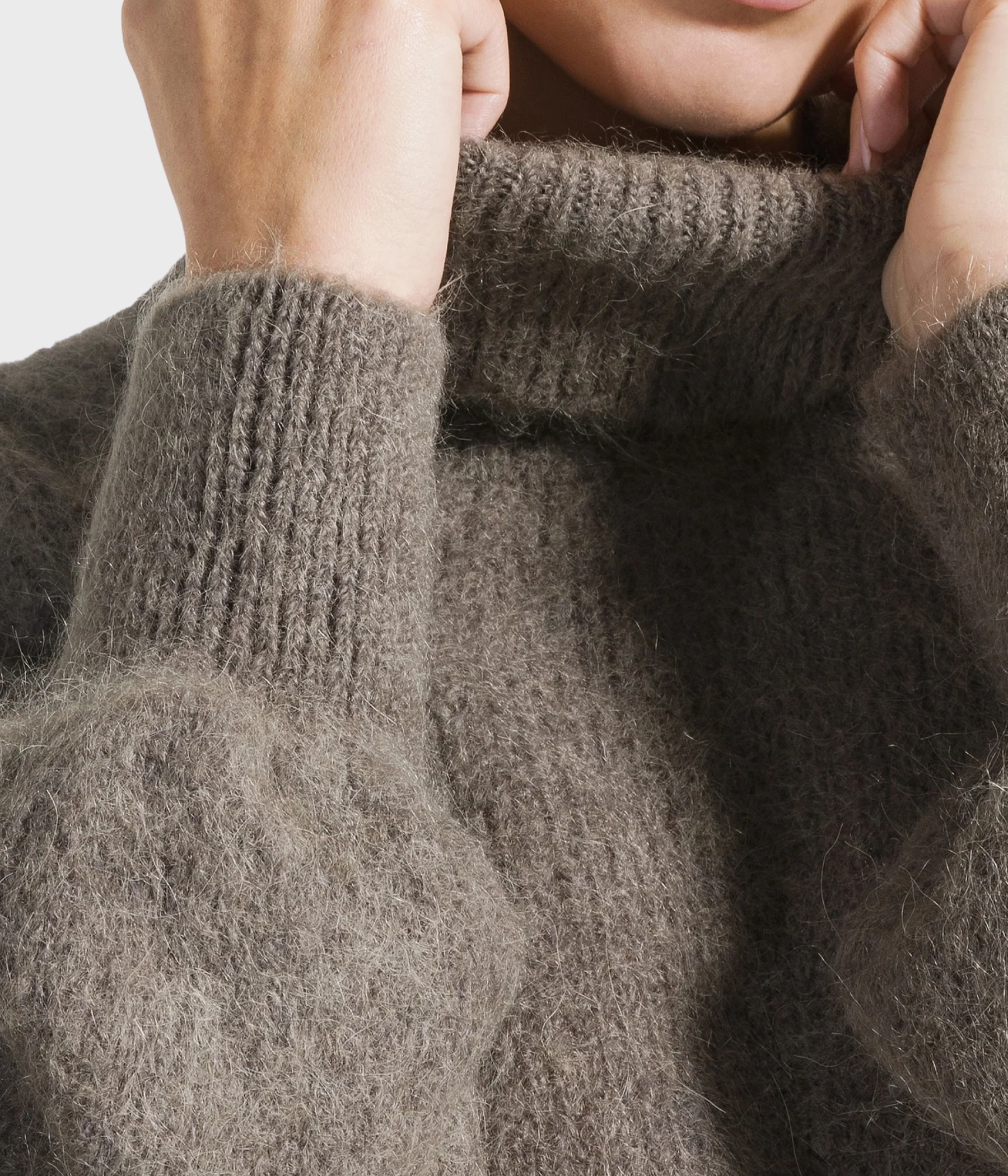 Piro Rollneck Alpaca Long Sleeves (Dark Taupe)