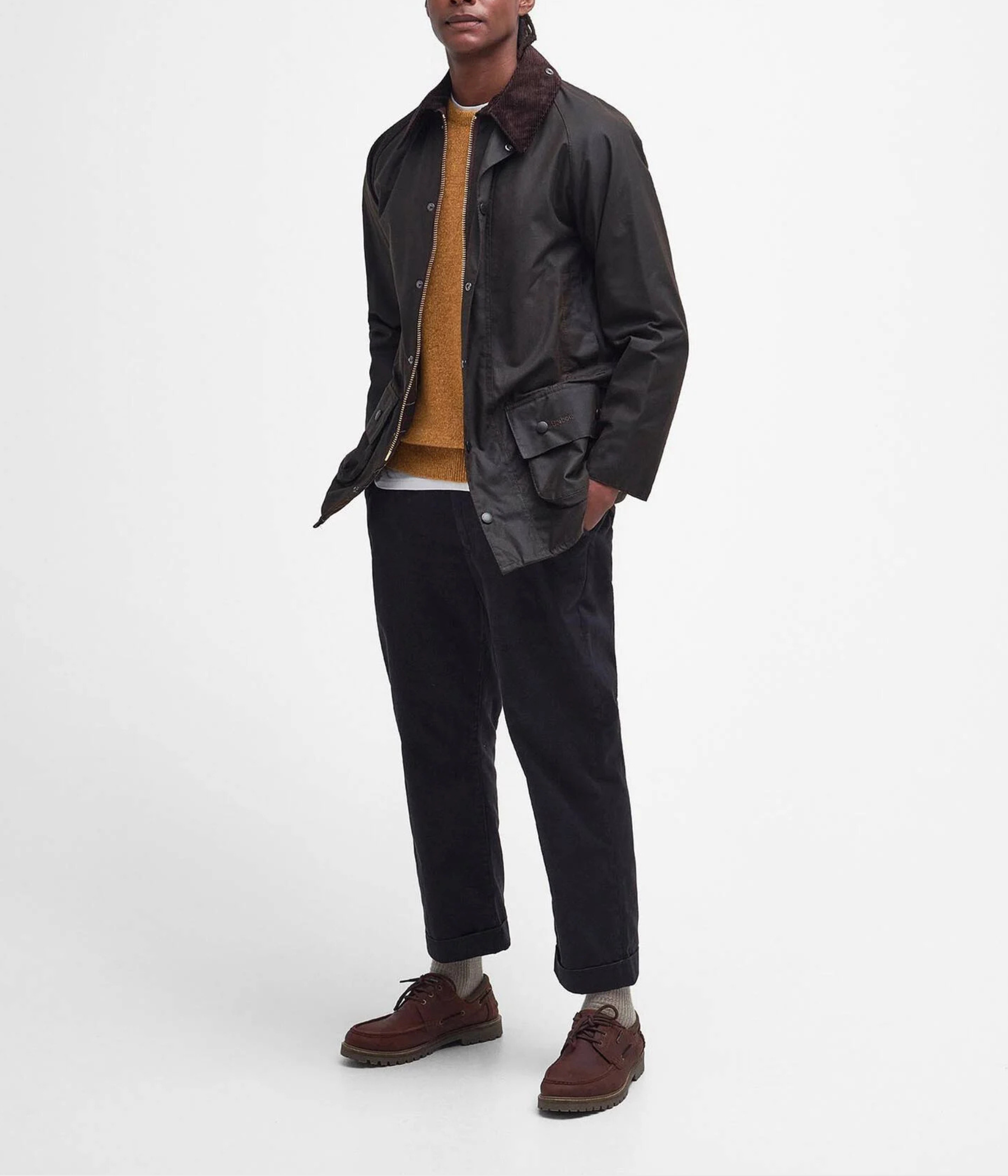 Classic Beaufort Wax Jacket. (OL71 Olive)