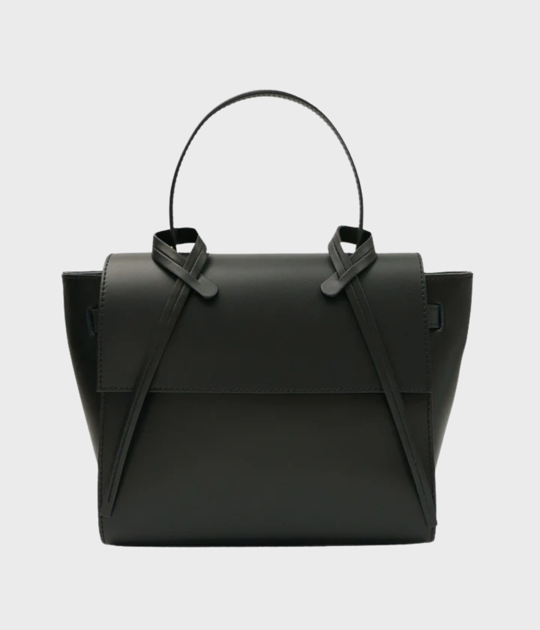 Elegant och rymlig handväska från Latalia i äkta slätt läder