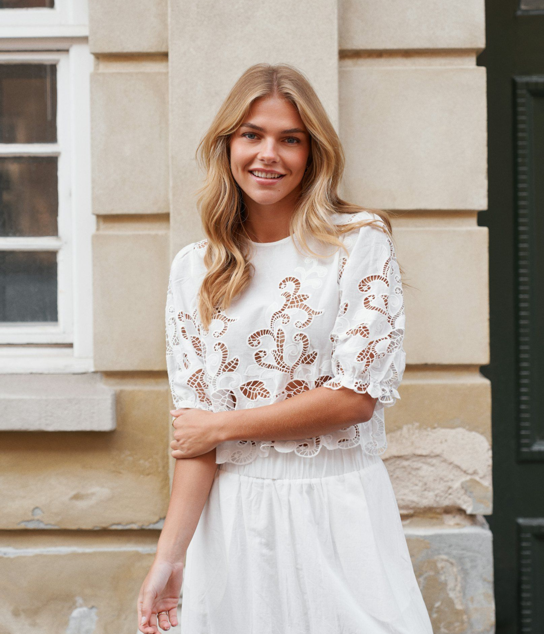 Fia Embroidery Blouse (120 White)
