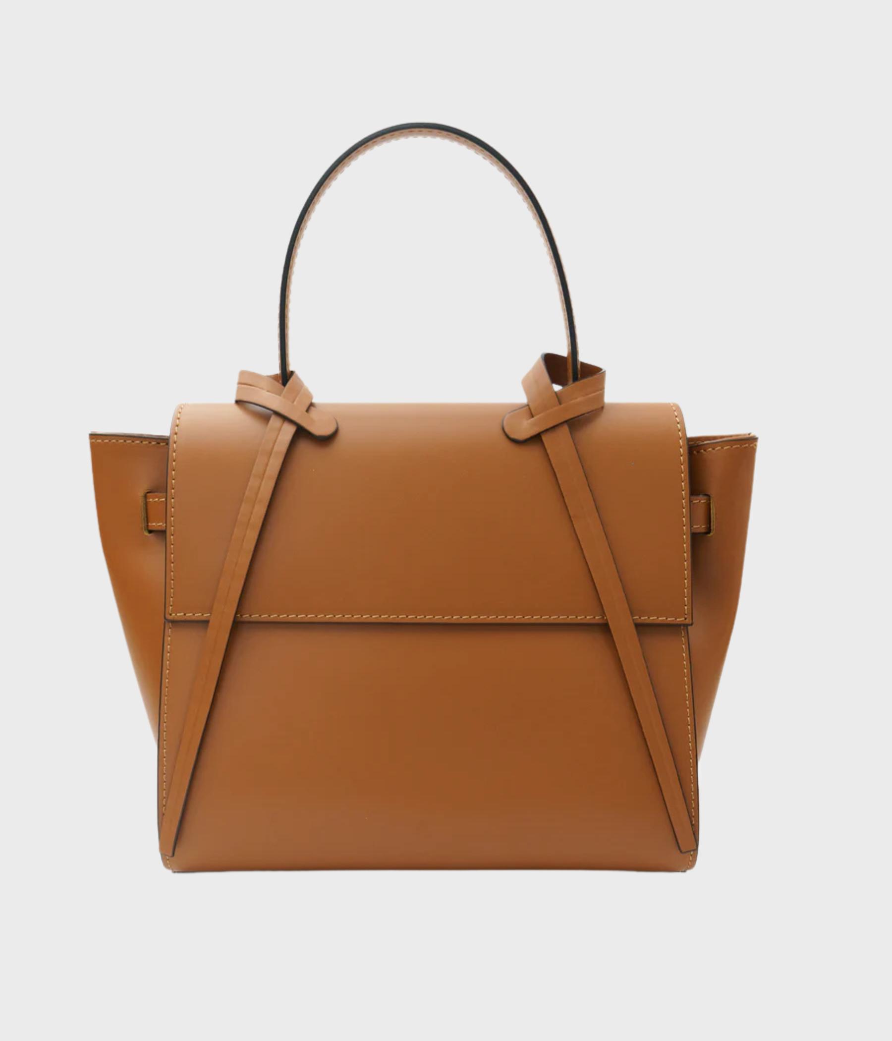 Elegant och rymlig handväska från Latalia i äkta slätt läder.