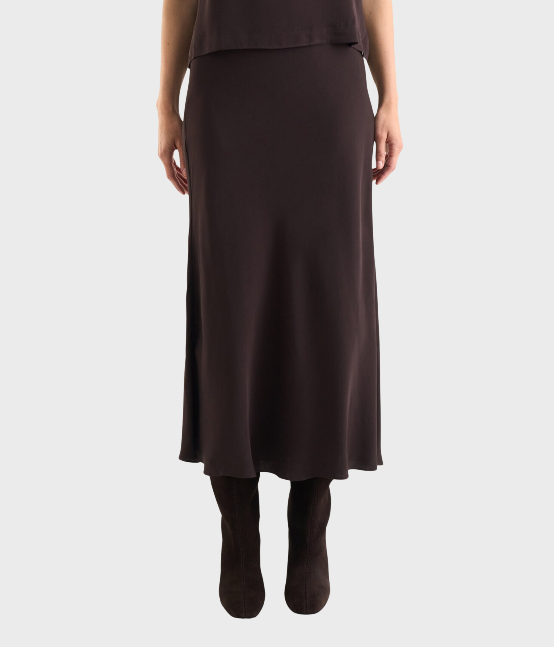Tyne Satin Skirt (MOCHA BROWN)