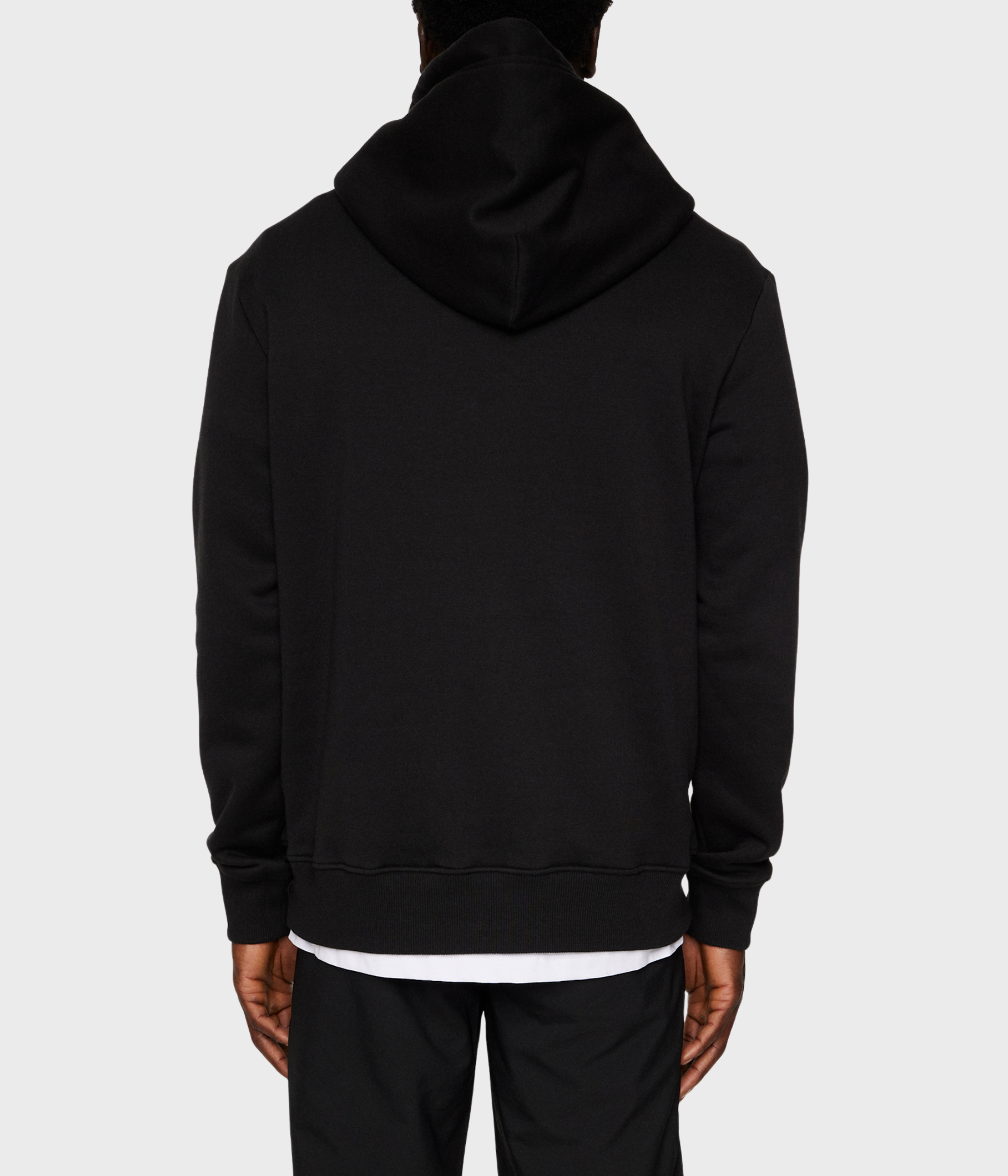 Alpha Hood. (9999 Black)