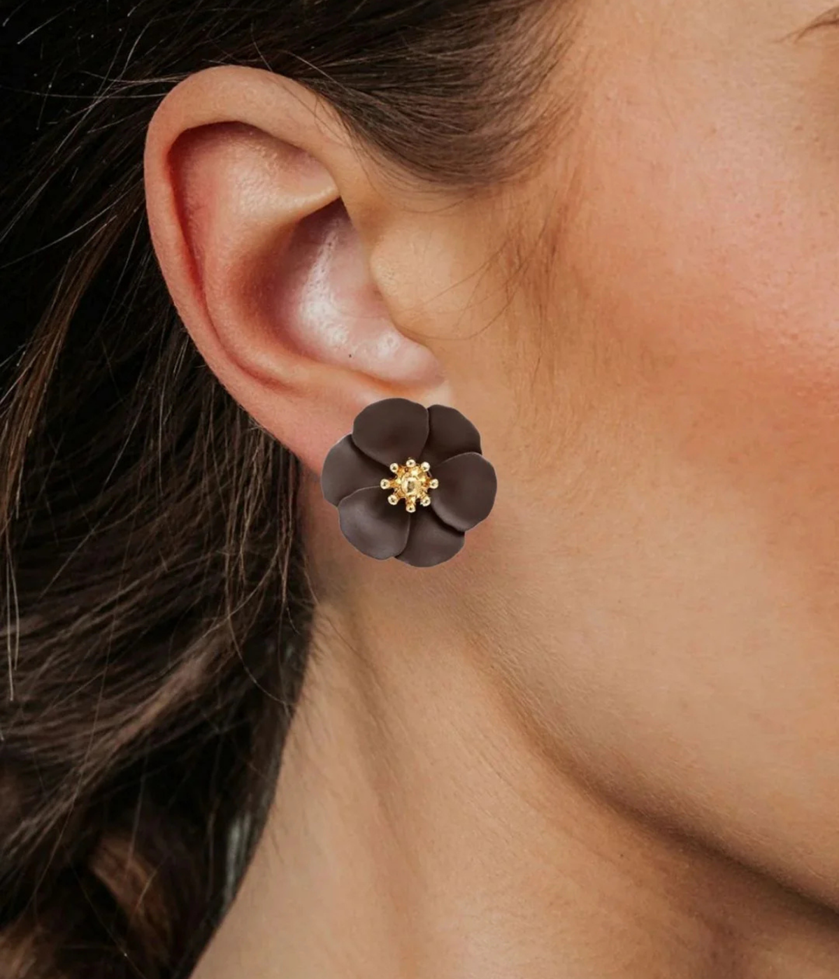 Flower Petite Earrings (DARK BROWN)