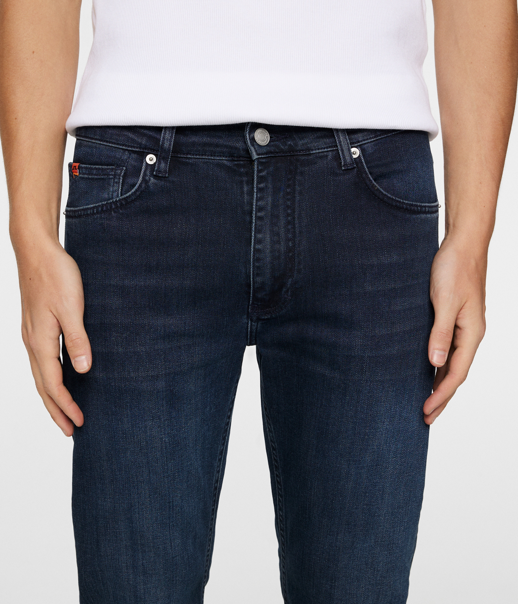 Jax Blueblack Slim Jeans. (6677 Dark Blue)