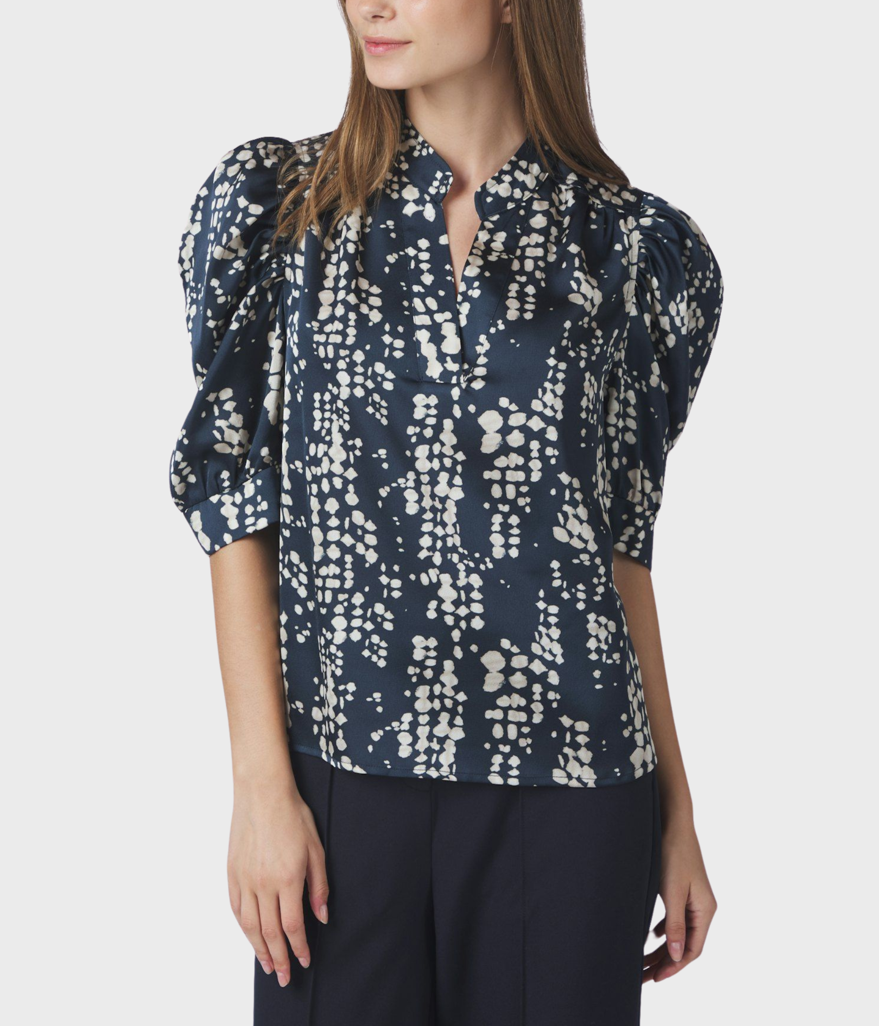 Roella Scatter Print Blouse (Navy)