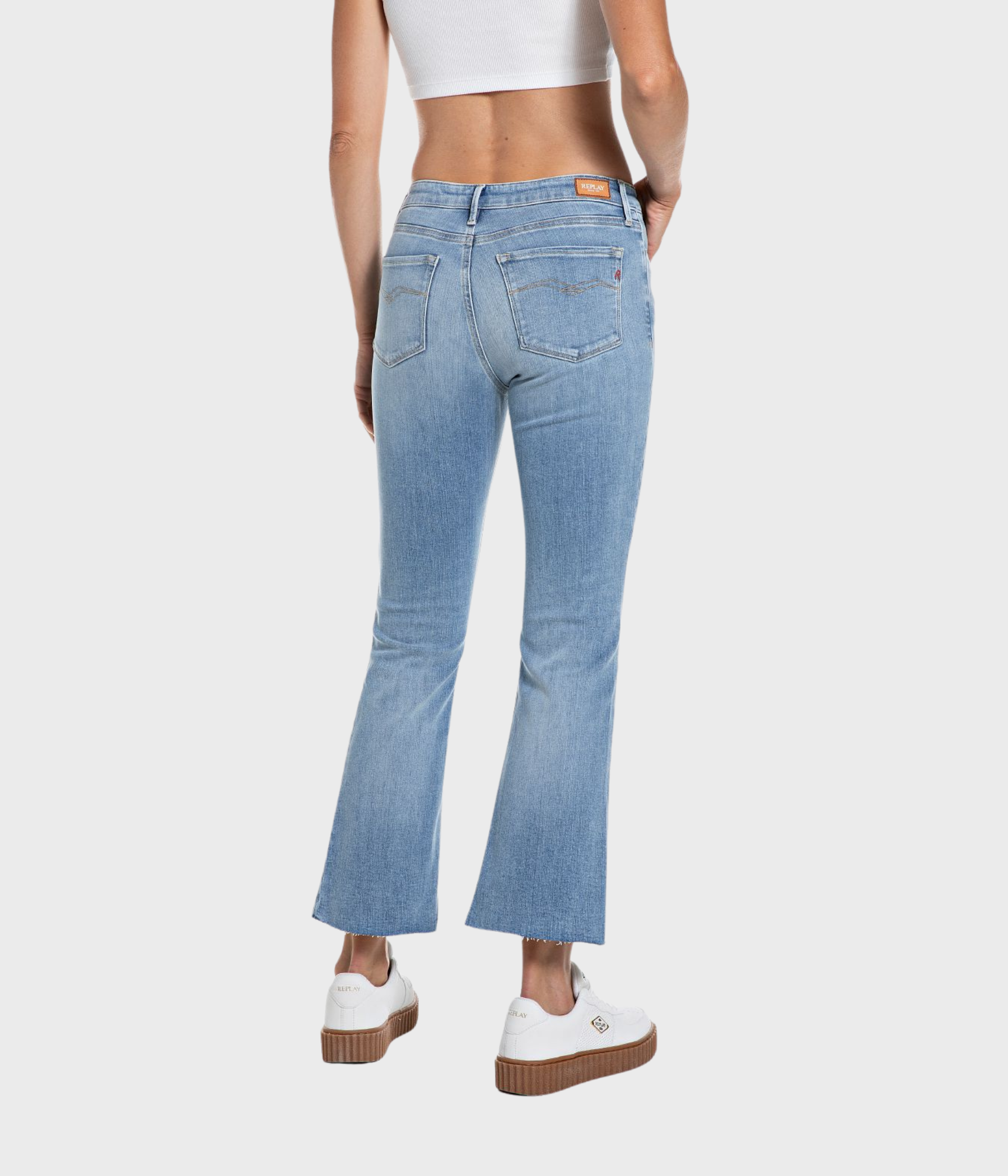 ZOLIE FLARE (010 LIGHT BLUE light tone enzymatic stone wash)